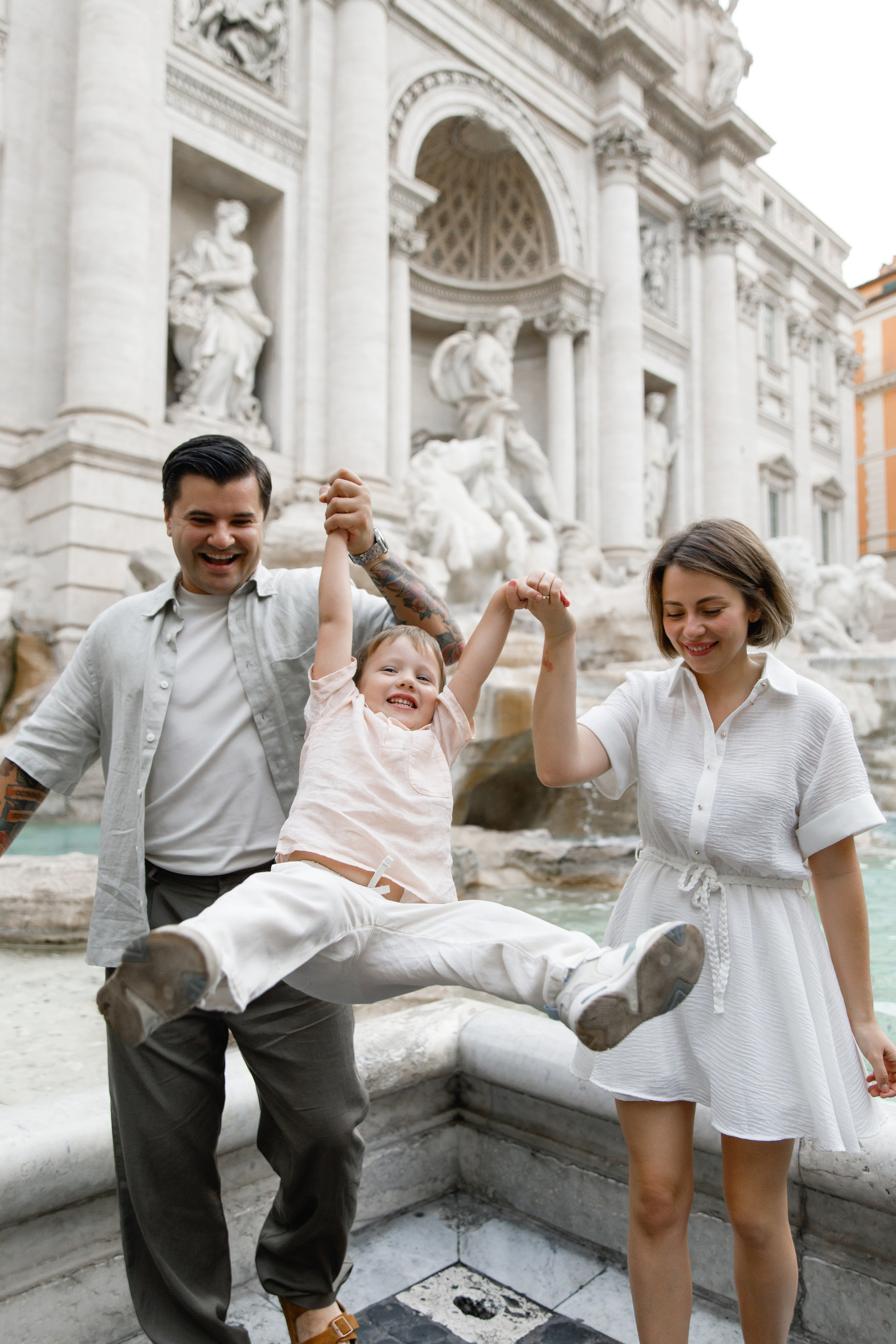 Wedding photographer Italy Rome, Tuscany, Lake Como, Sicily, Puglia. Wedding Photographer Rome Tuscany Como Sicily Puglia Amalfy Italy- Oksana Savenchuk