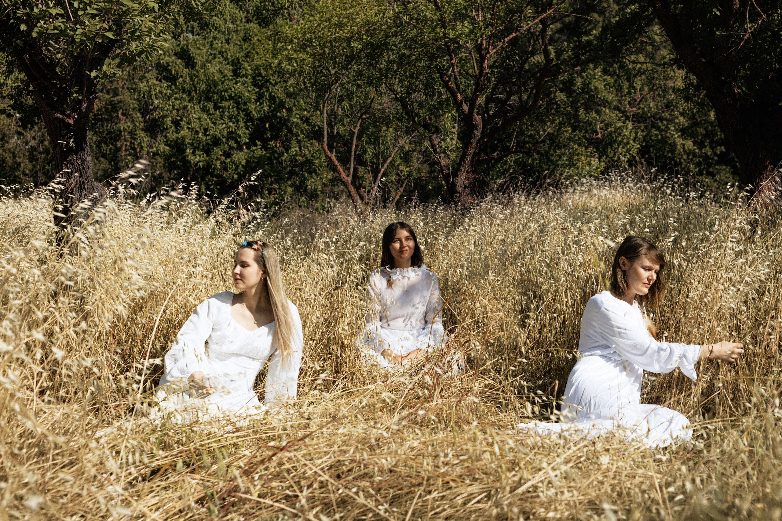 Fairy photoshoot with Dasha, Kamila, Brittany. Photographer in Greece Kristina
