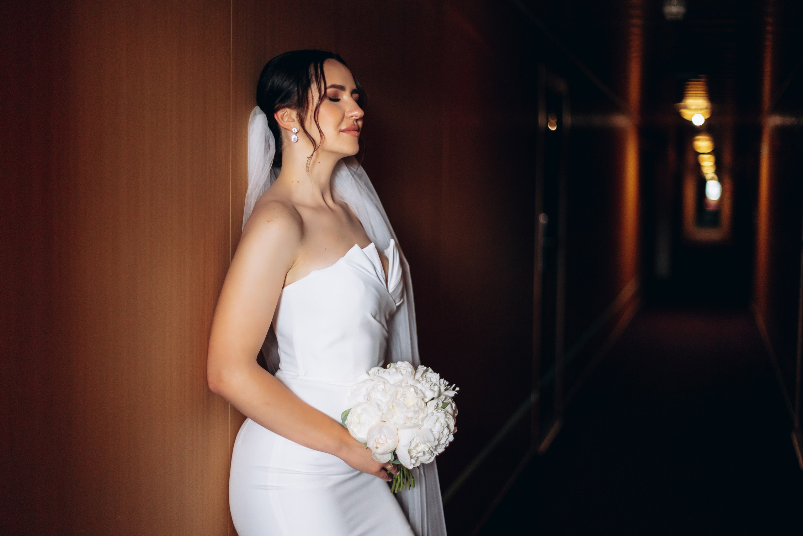 White Wedding. Wedding and Family Photograph