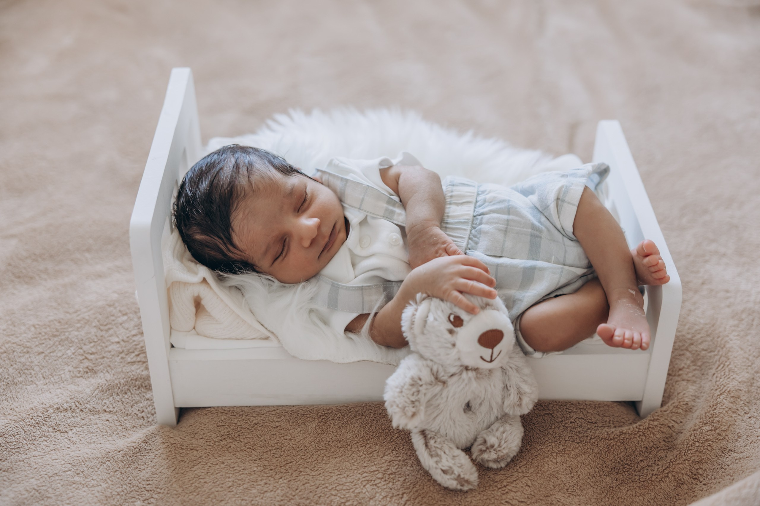 Newborn and family. Family and children’s lifestyle photographer Elena Tumanova