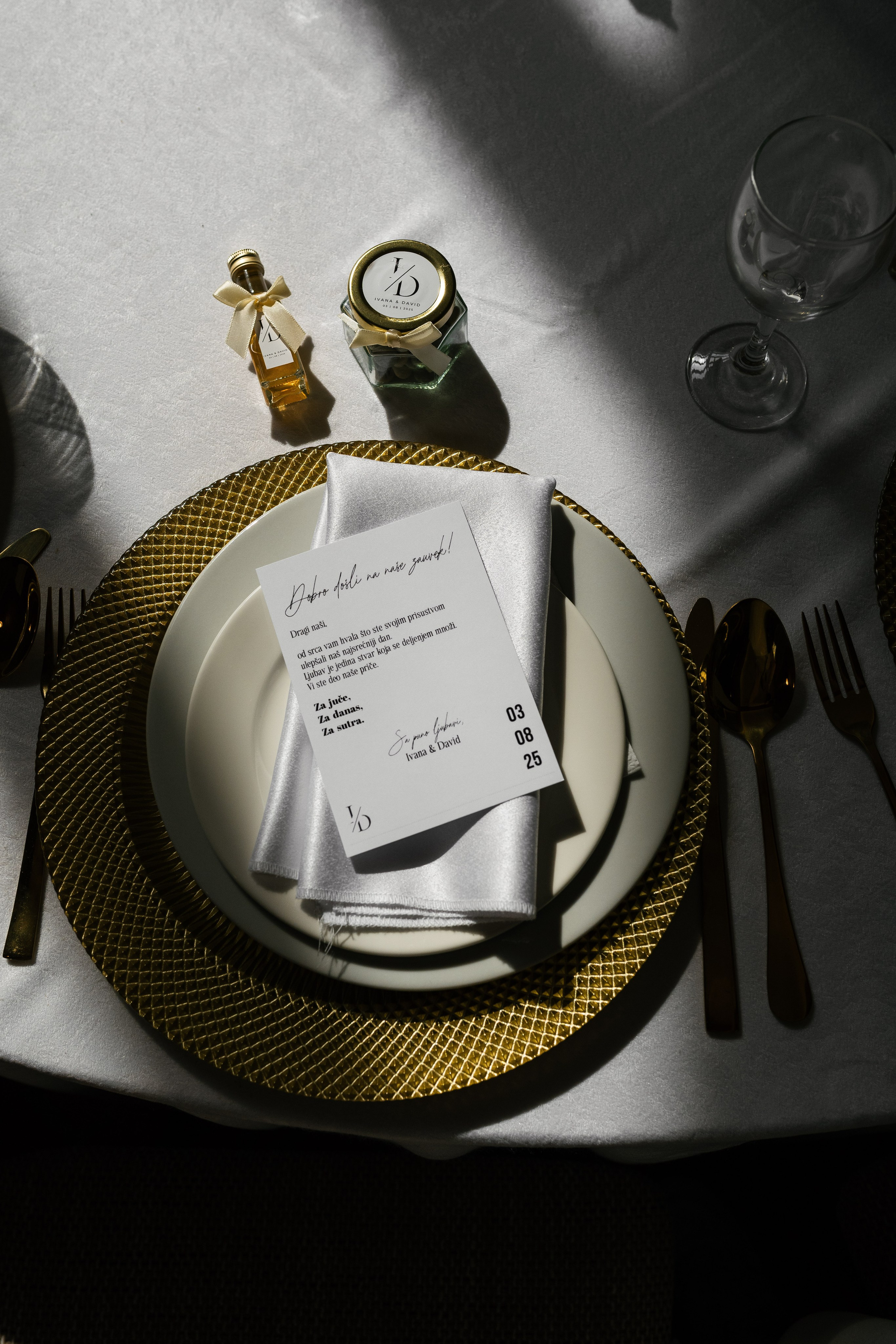 I&D | A Fortress Fairytale. Black Sheep Produkcija| Wedding Photography and Wedding Films, based in Kragujevac, Europe / Fotograf i videograf, Kragujevac, Srbija