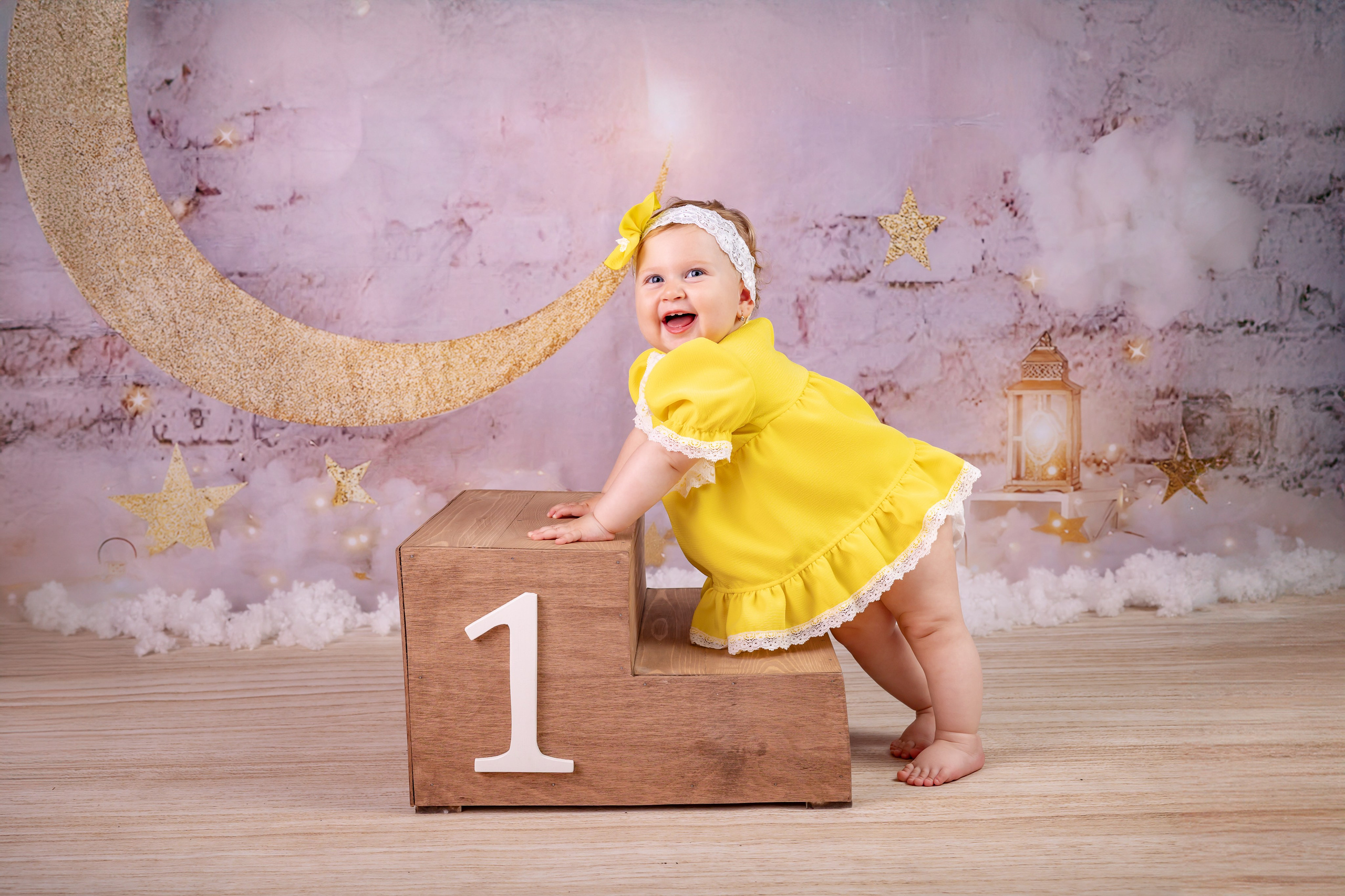 STUDIO. FOTOGRAFUL LUI MATEI