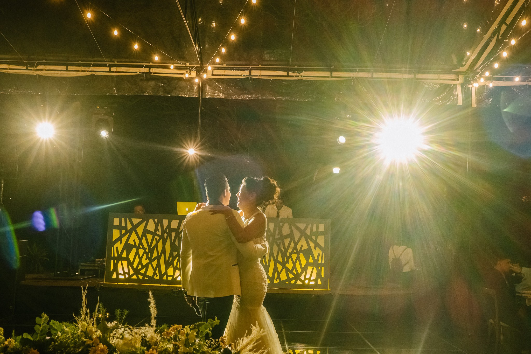 Yenisel & Raul / Tepoztlan. Wedding and family photographer in Mexico City