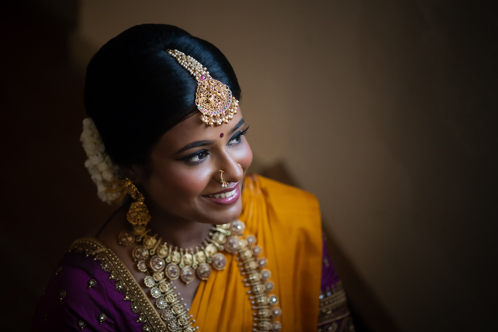 Jaffna Tamil Wedding in Colombo by Anbujawahar