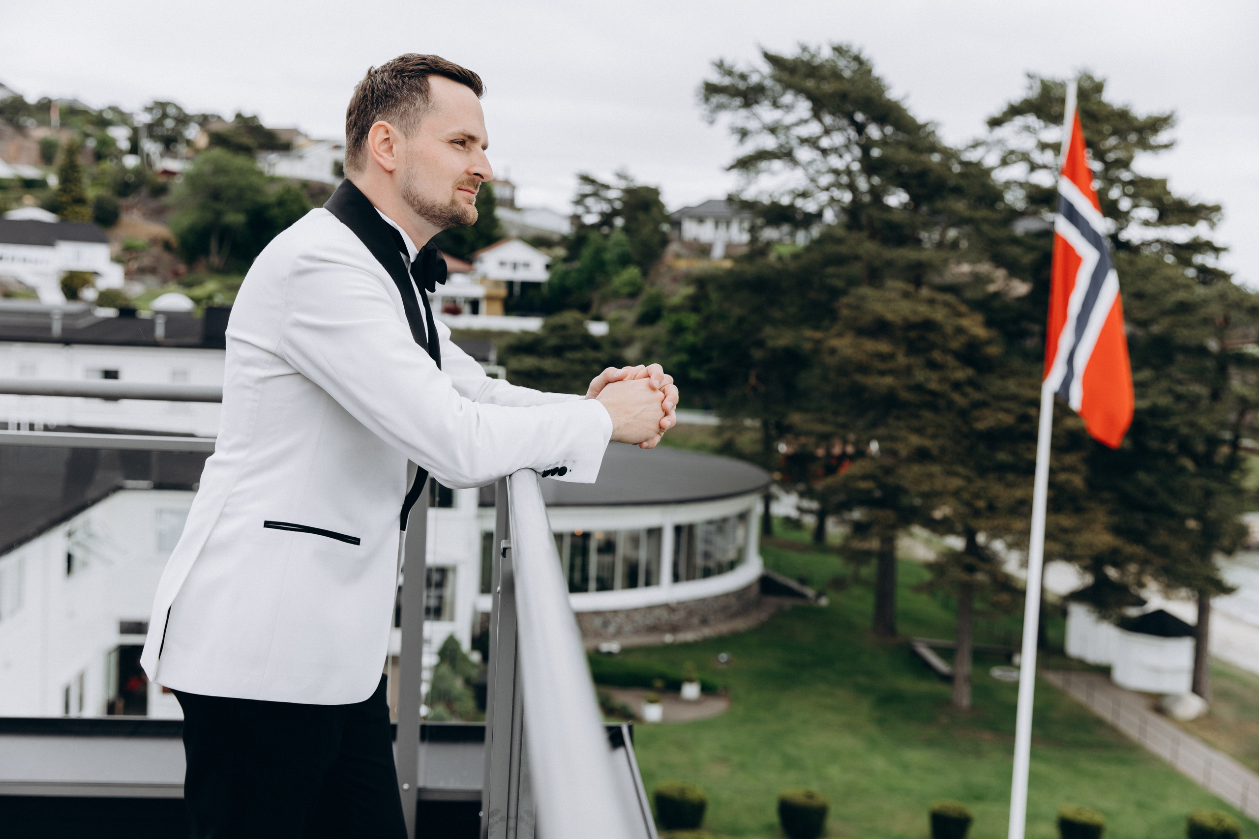 Fotografering av drømmebryllupet ditt i hjertet av Oslo. Bryllupsfotograf i hele Norge