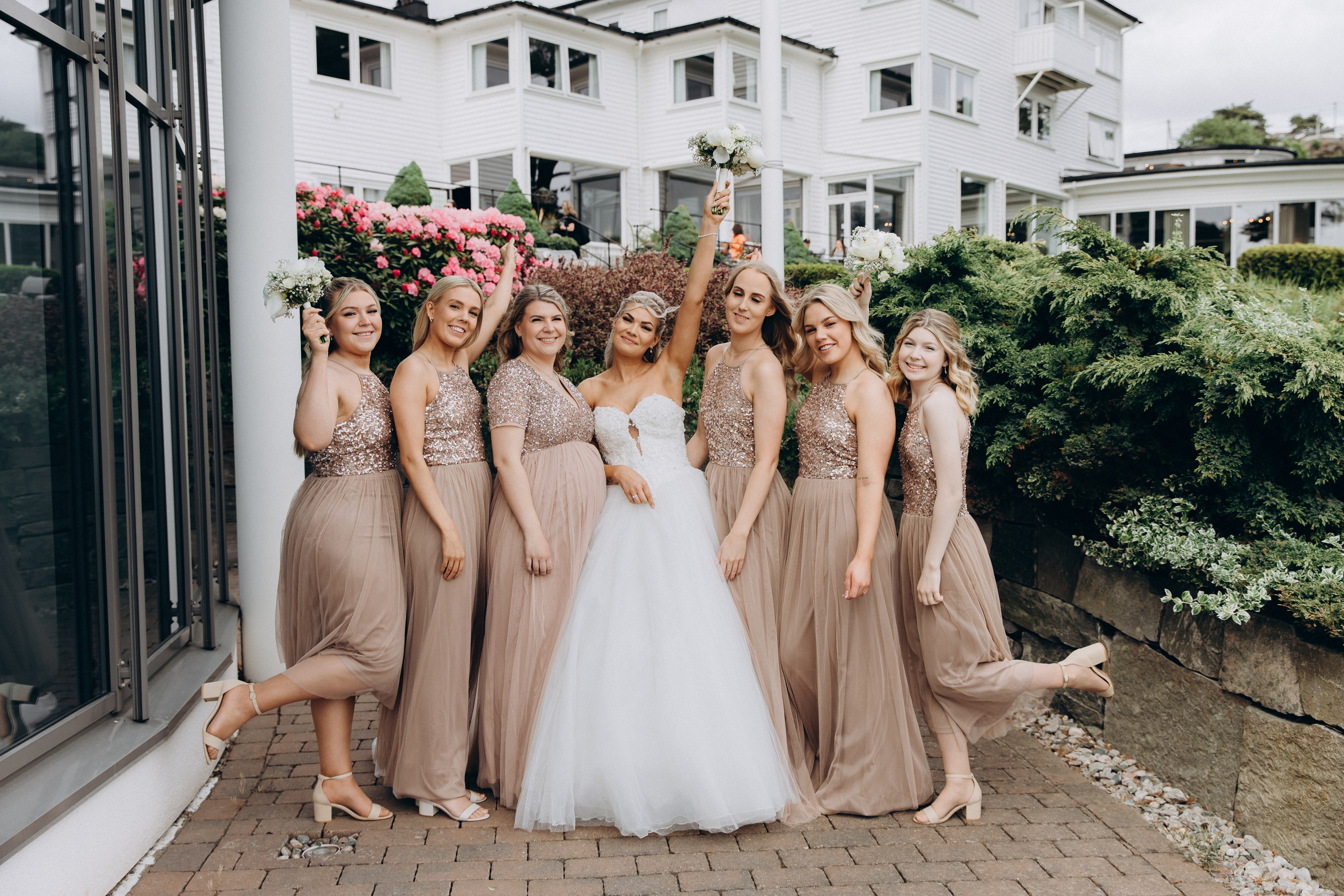 Fotografering av drømmebryllupet ditt i hjertet av Oslo. Bryllupsfotograf i hele Norge