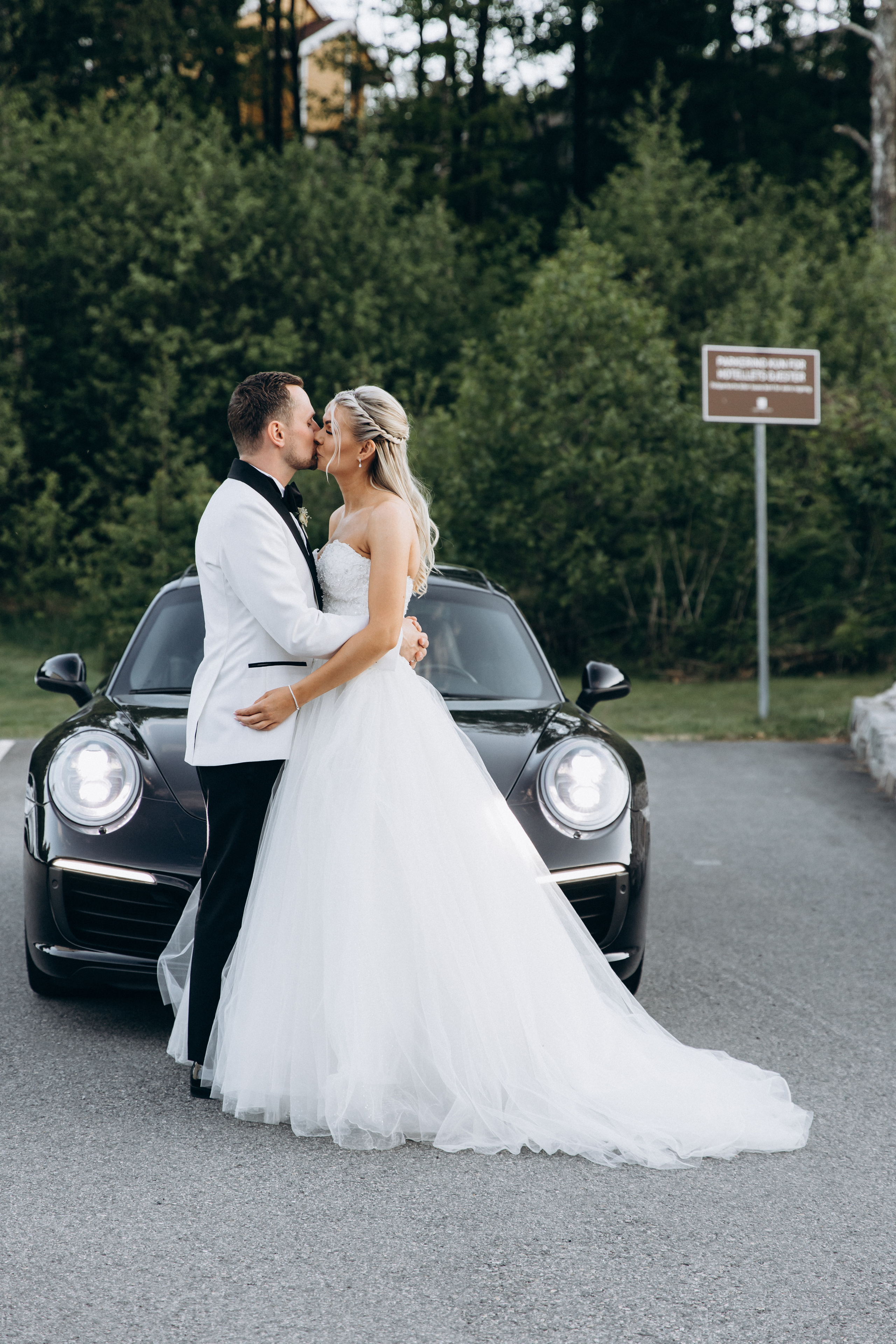 Fotografering av drømmebryllupet ditt i hjertet av Oslo. Bryllupsfotograf i hele Norge