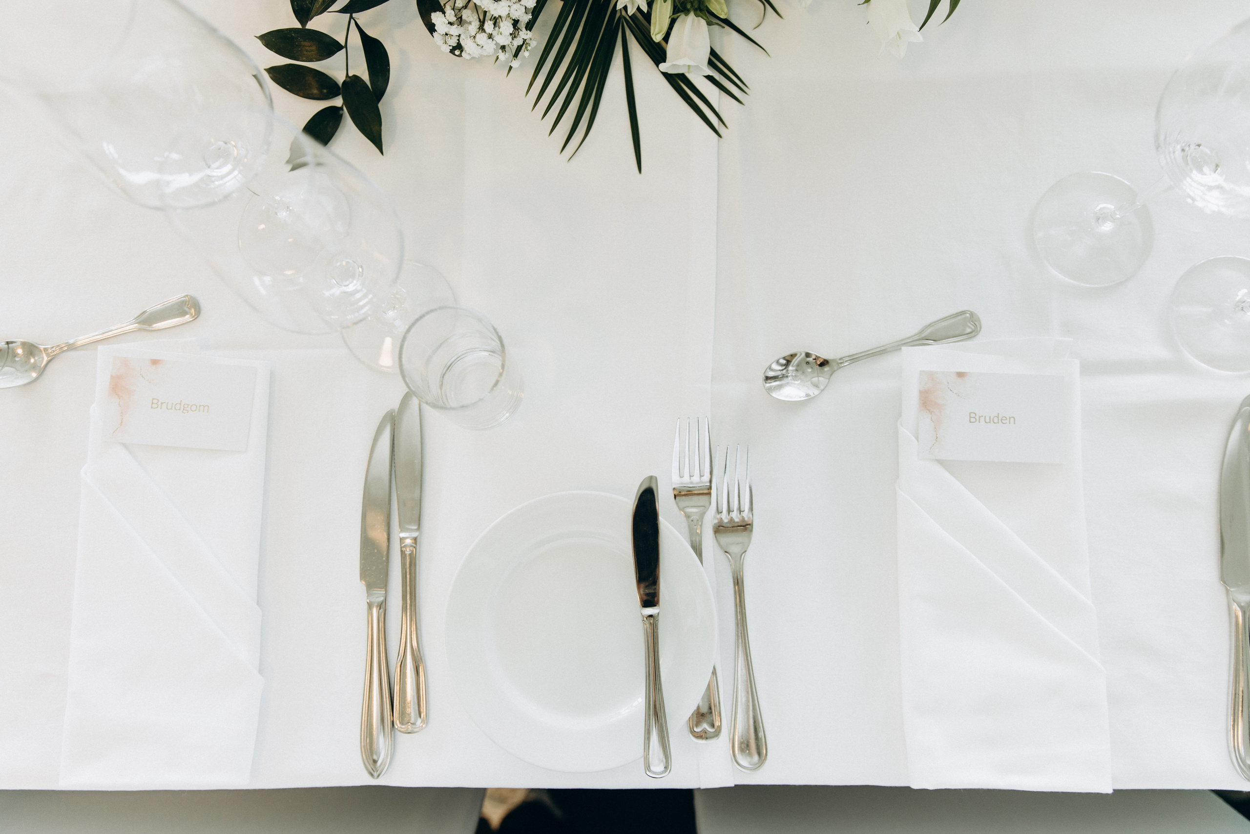 Fotografering av drømmebryllupet ditt i hjertet av Oslo. Bryllupsfotograf i hele Norge