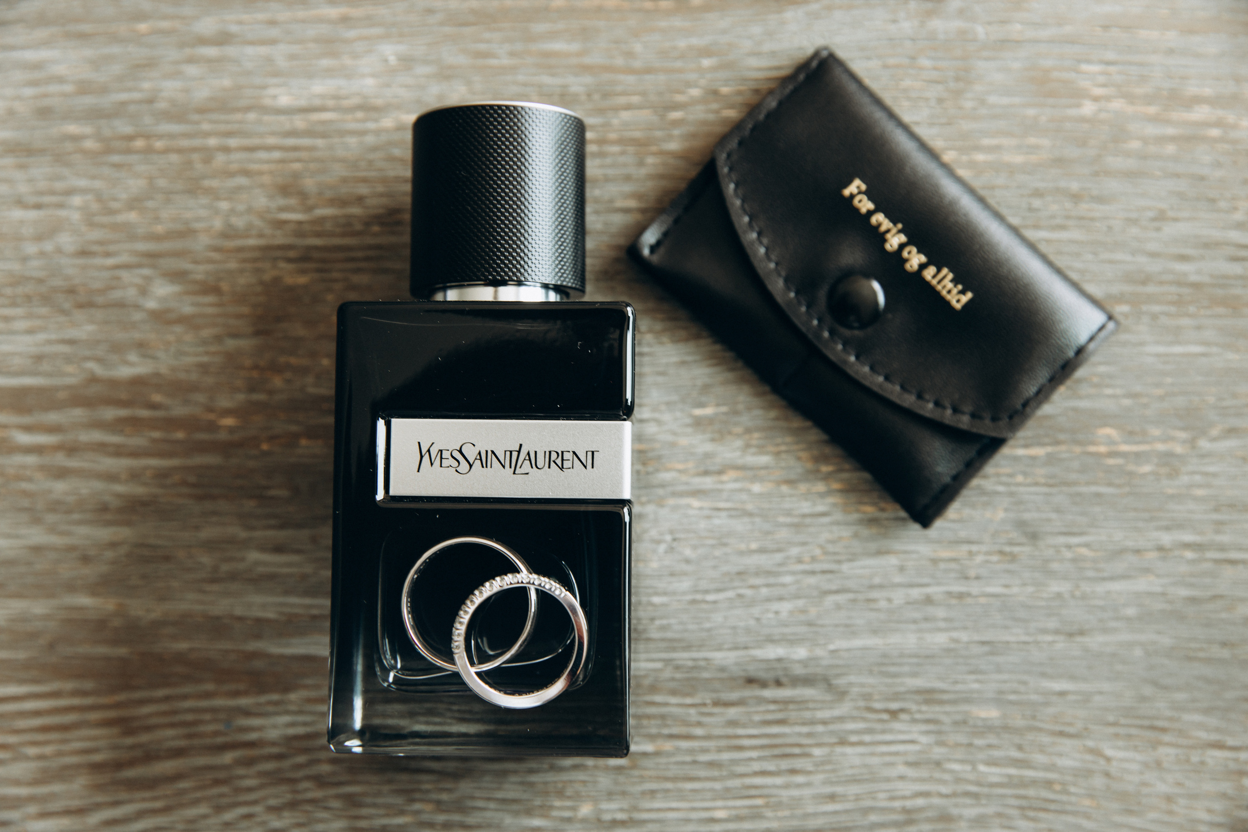 Fotografering av drømmebryllupet ditt i hjertet av Oslo. Bryllupsfotograf i hele Norge