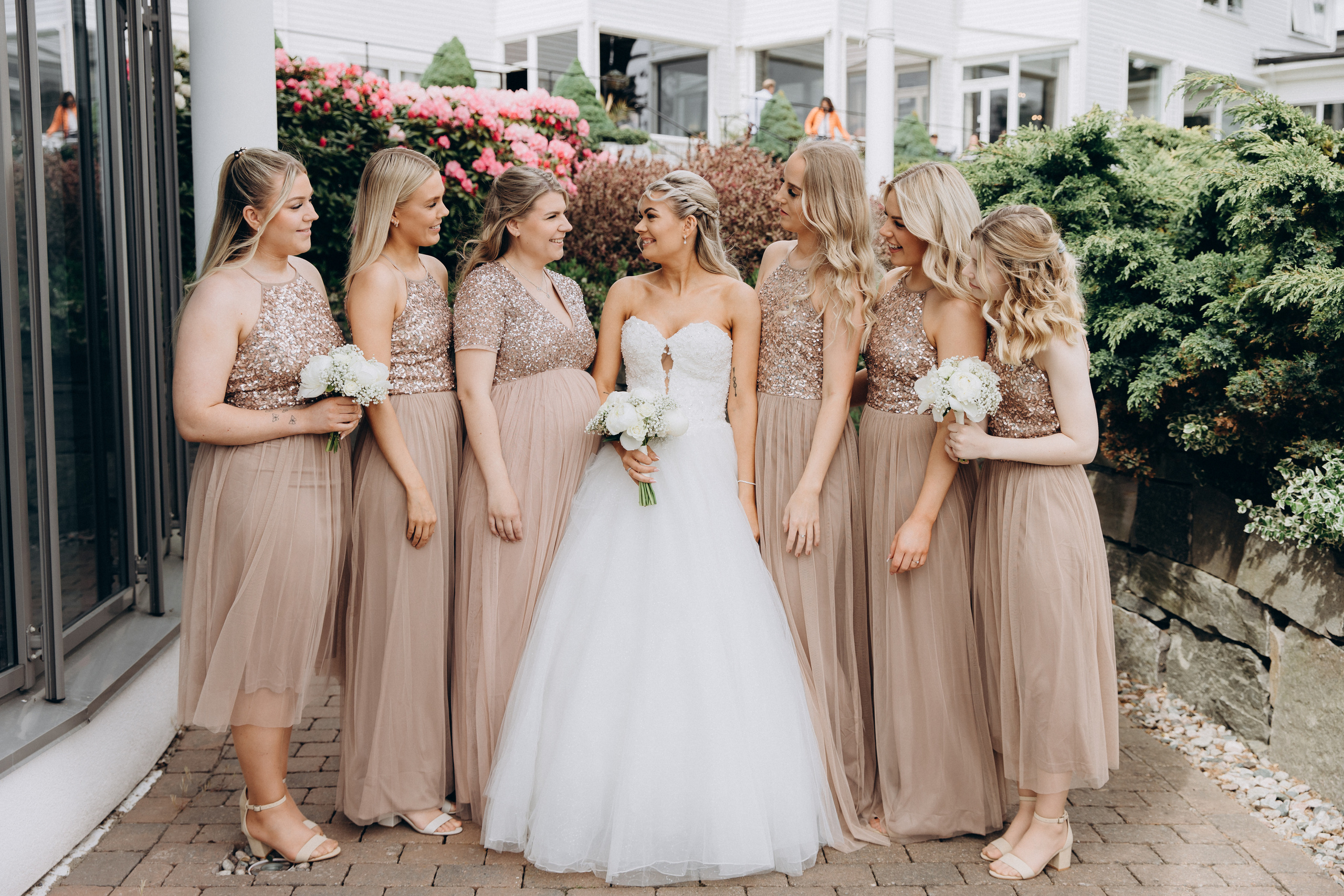 Fotografering av drømmebryllupet ditt i hjertet av Oslo. Bryllupsfotograf i hele Norge