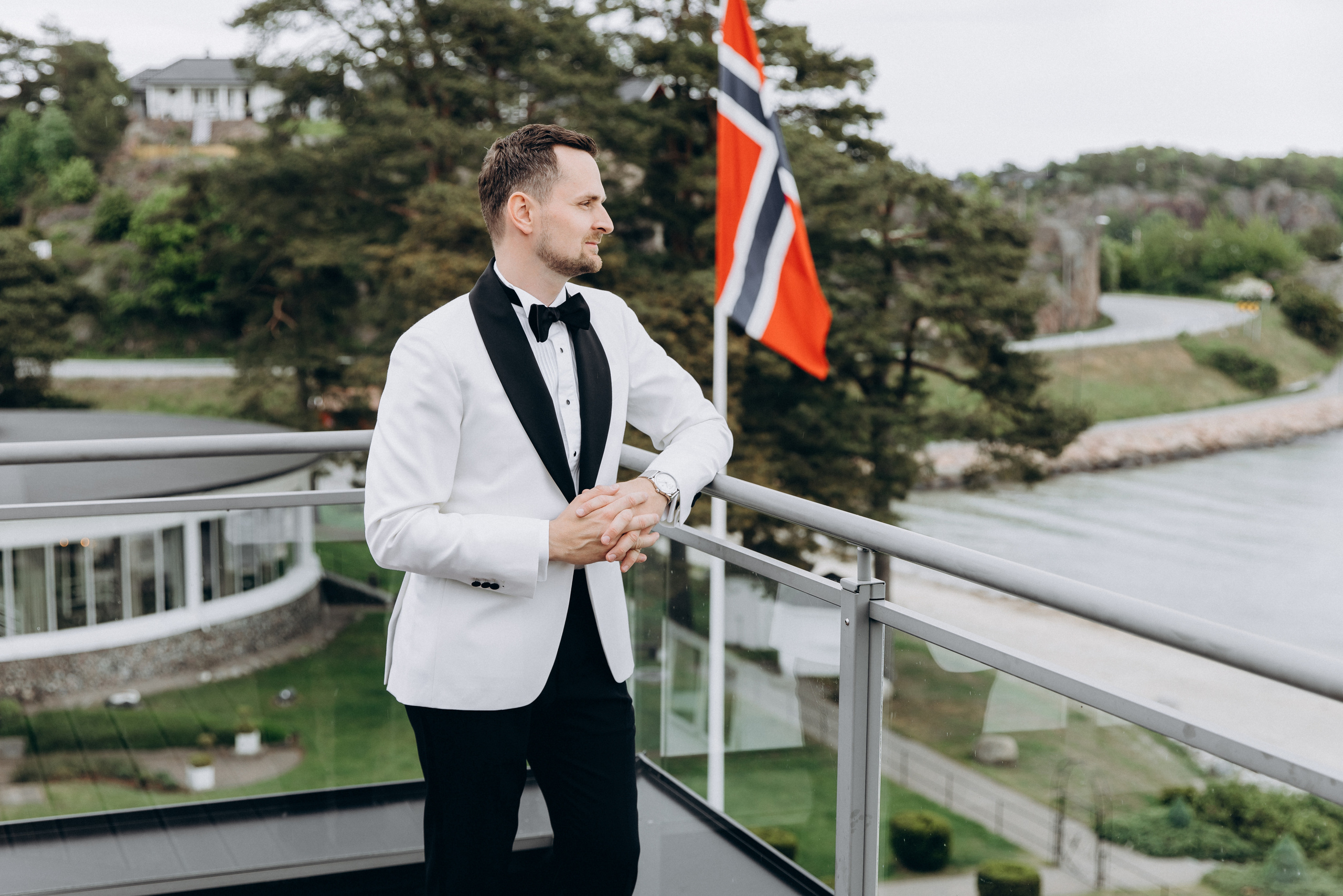 Fotografering av drømmebryllupet ditt i hjertet av Oslo. Bryllupsfotograf i hele Norge