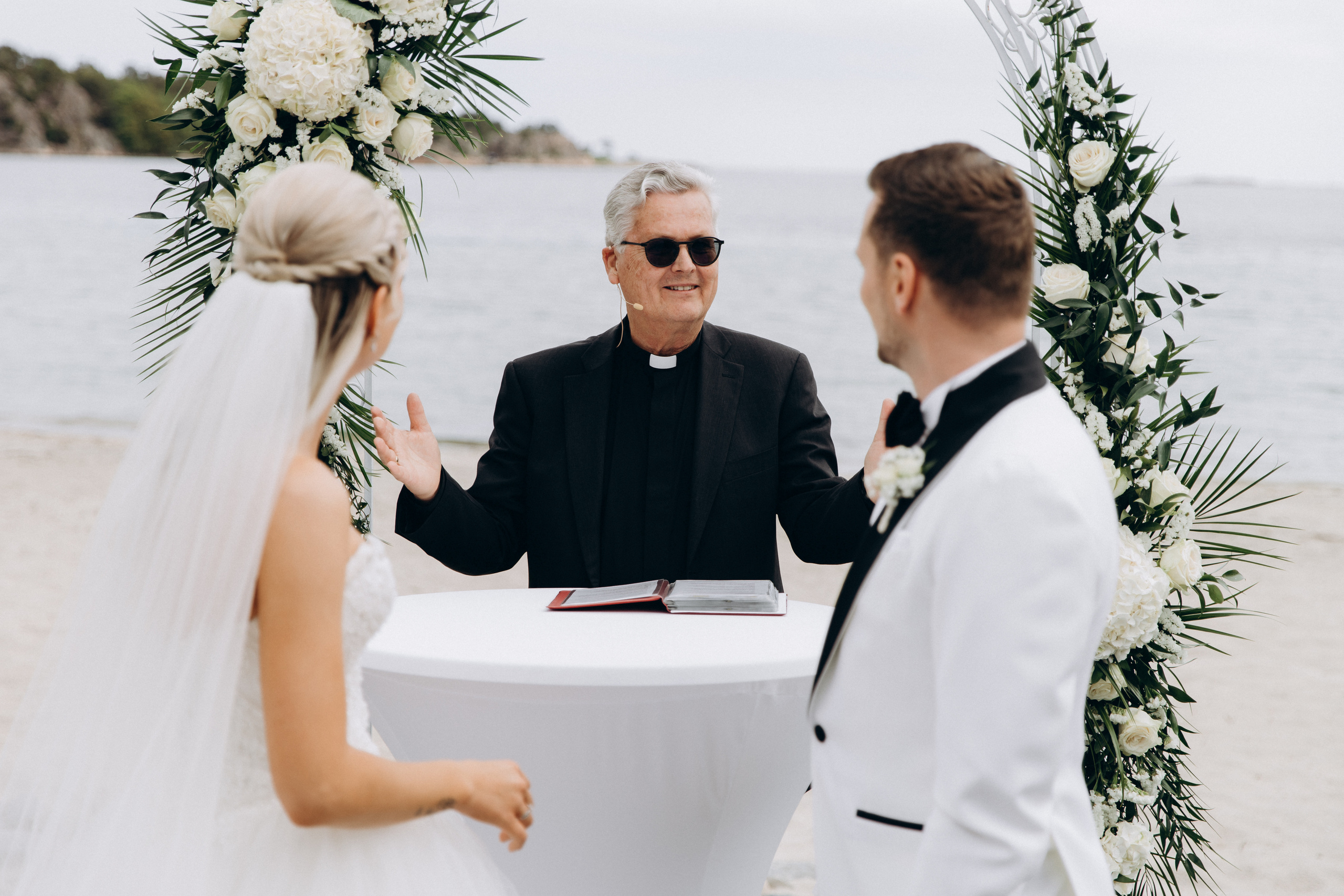 Fotografering av drømmebryllupet ditt i hjertet av Oslo. Bryllupsfotograf i hele Norge