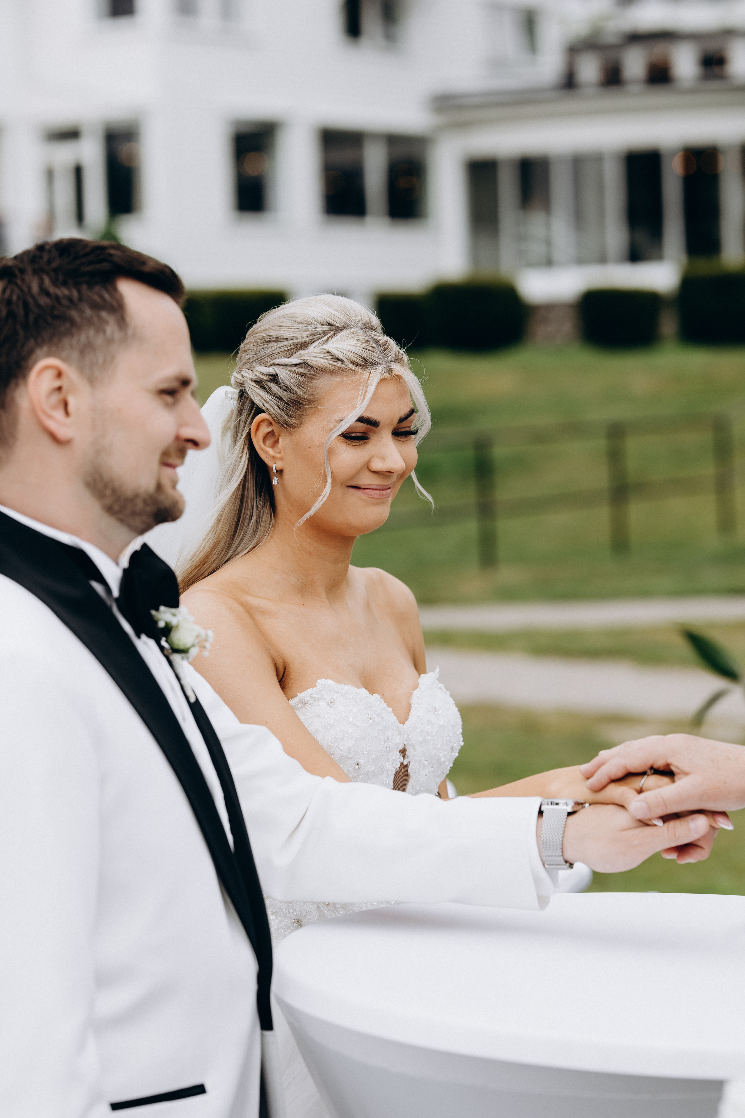 Fotografering av drømmebryllupet ditt i hjertet av Oslo. Bryllupsfotograf i hele Norge