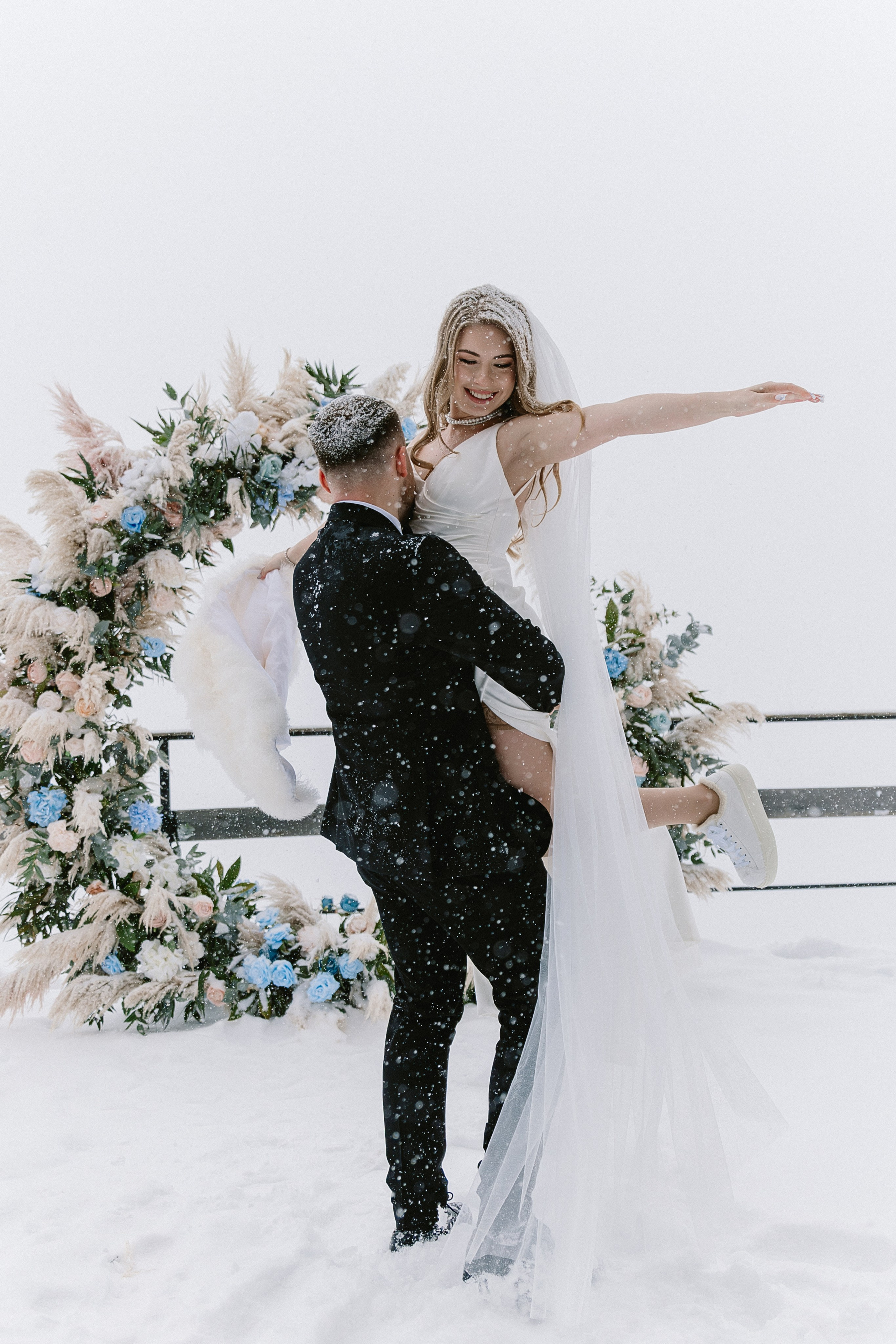 Viktoria & Artem. Photographer Anna Nazarenko