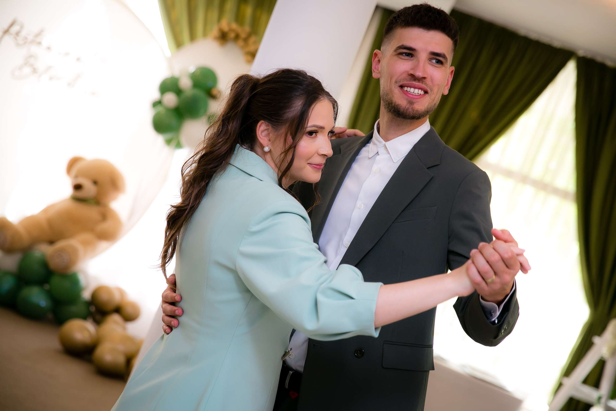 Aaron Daniel❤️Botez. DP Events — echipă foto-video din București, capturăm emoții și transformăm momentele în amintiri autentice