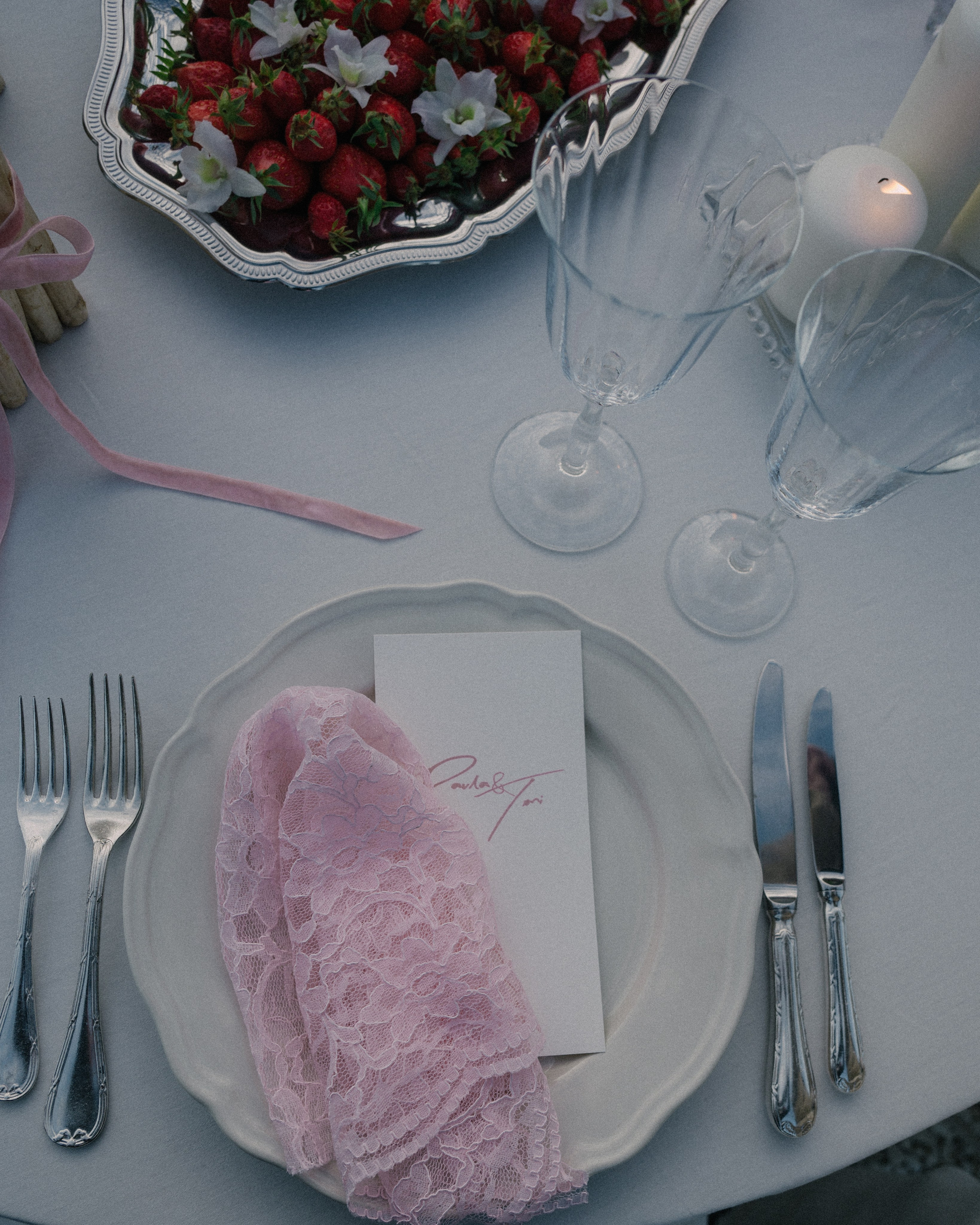 Paula and Tony. Wedding and commercial photographer