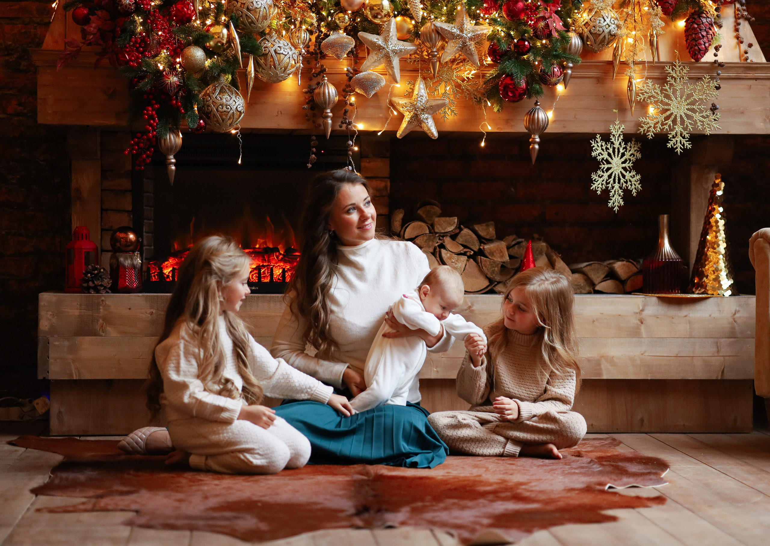 Christmas photo shoot for children and parents. Family Christmas photo shoot, Tampa, Florida