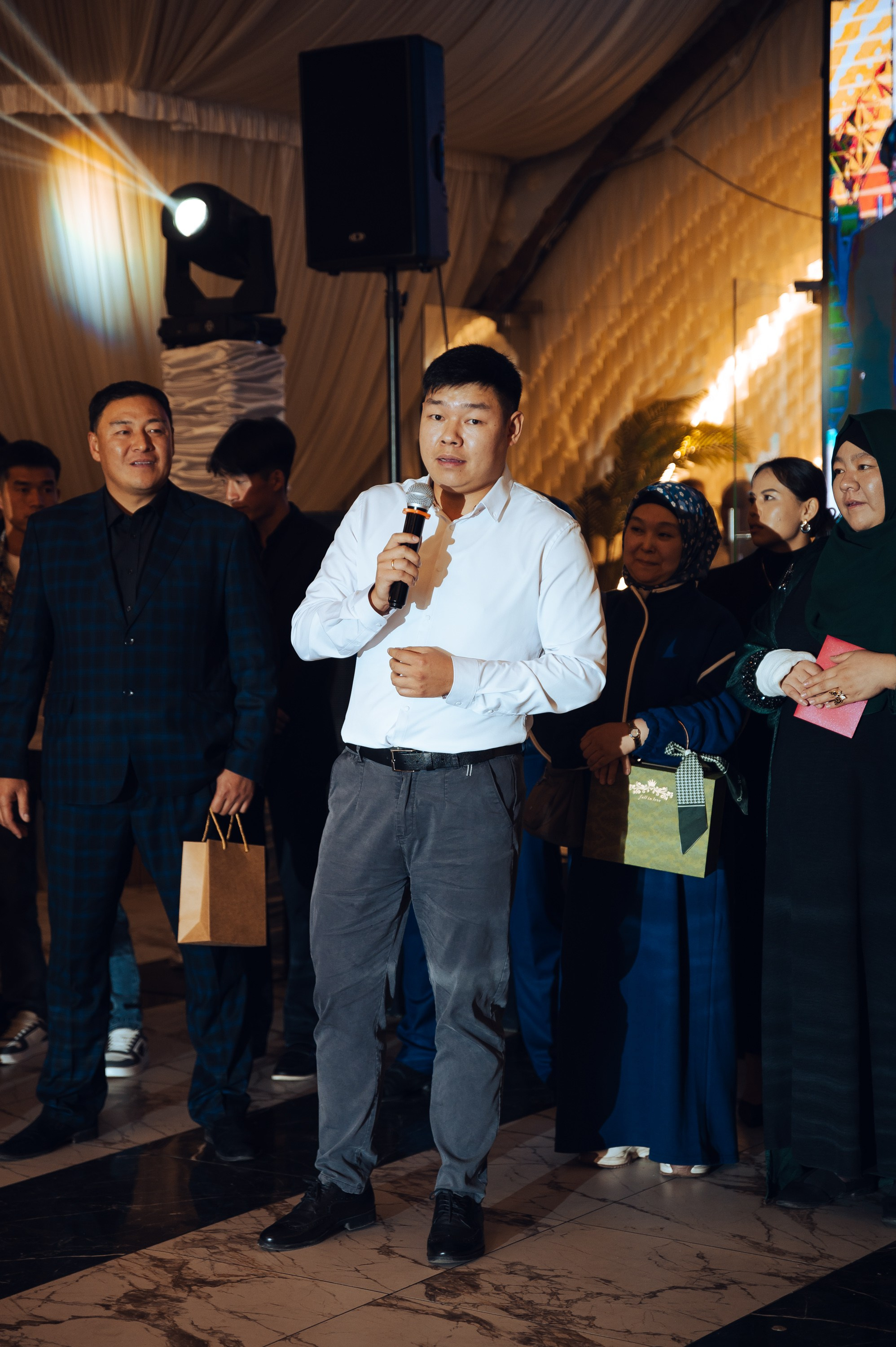 MAHMUD & AIDAI. Фотограф в Бишкеке Андрей Кавешников