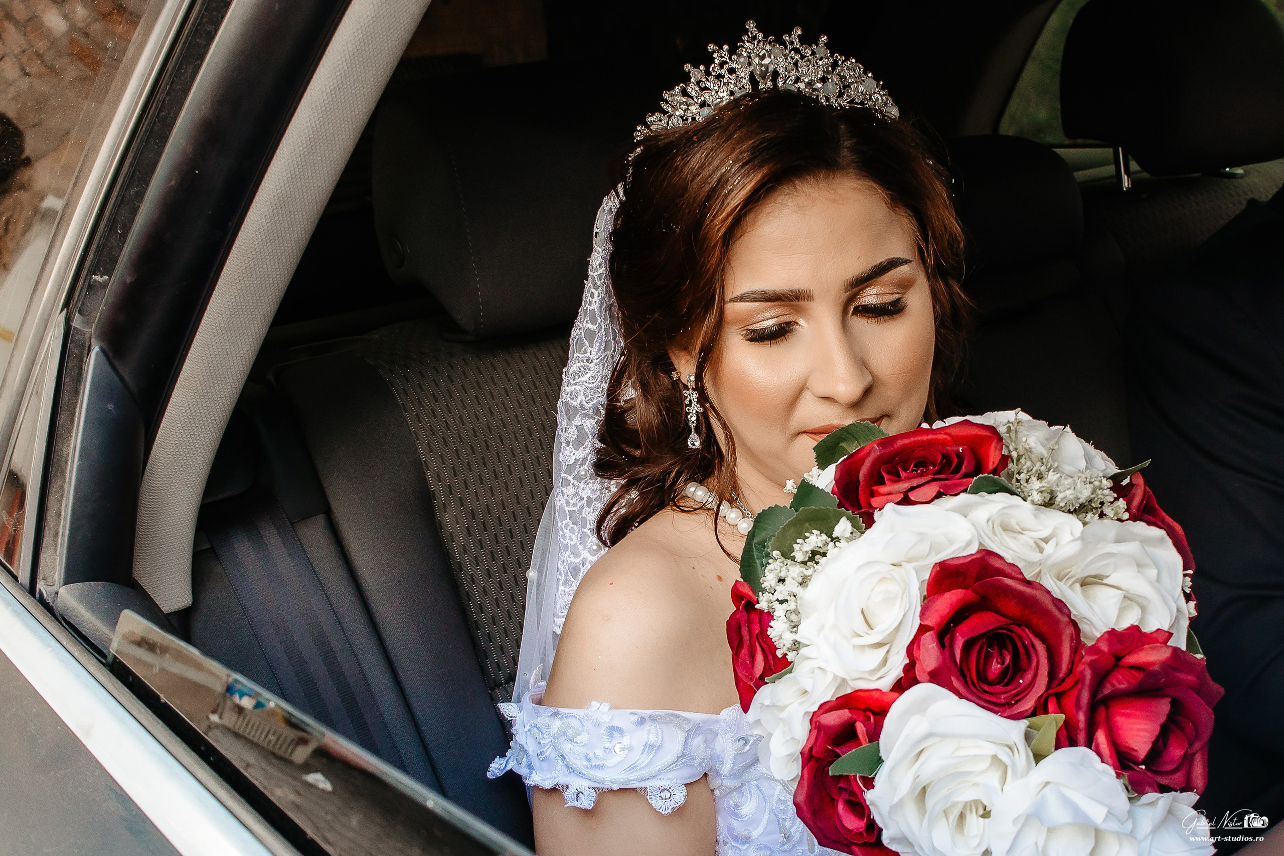 Adina & Valentin. Gabriel Nistor Art-Studios - Fotograf / Videograf Iasi