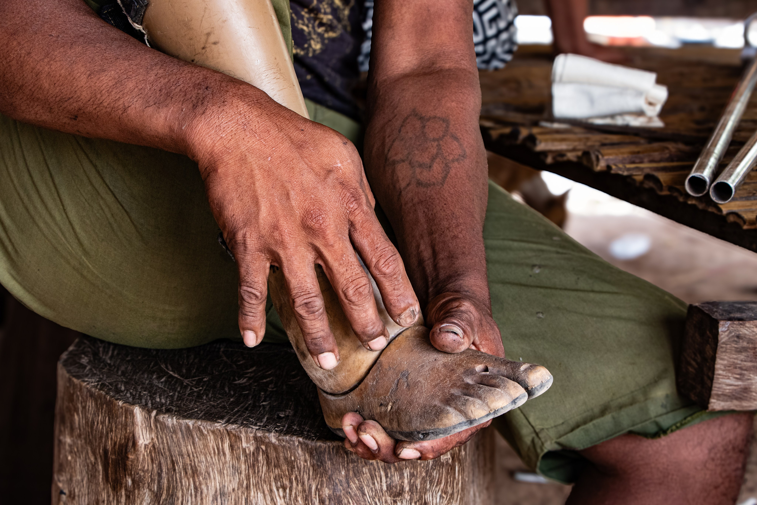 Une prothèse usée qui sera changée au plus vite à l'atelier.