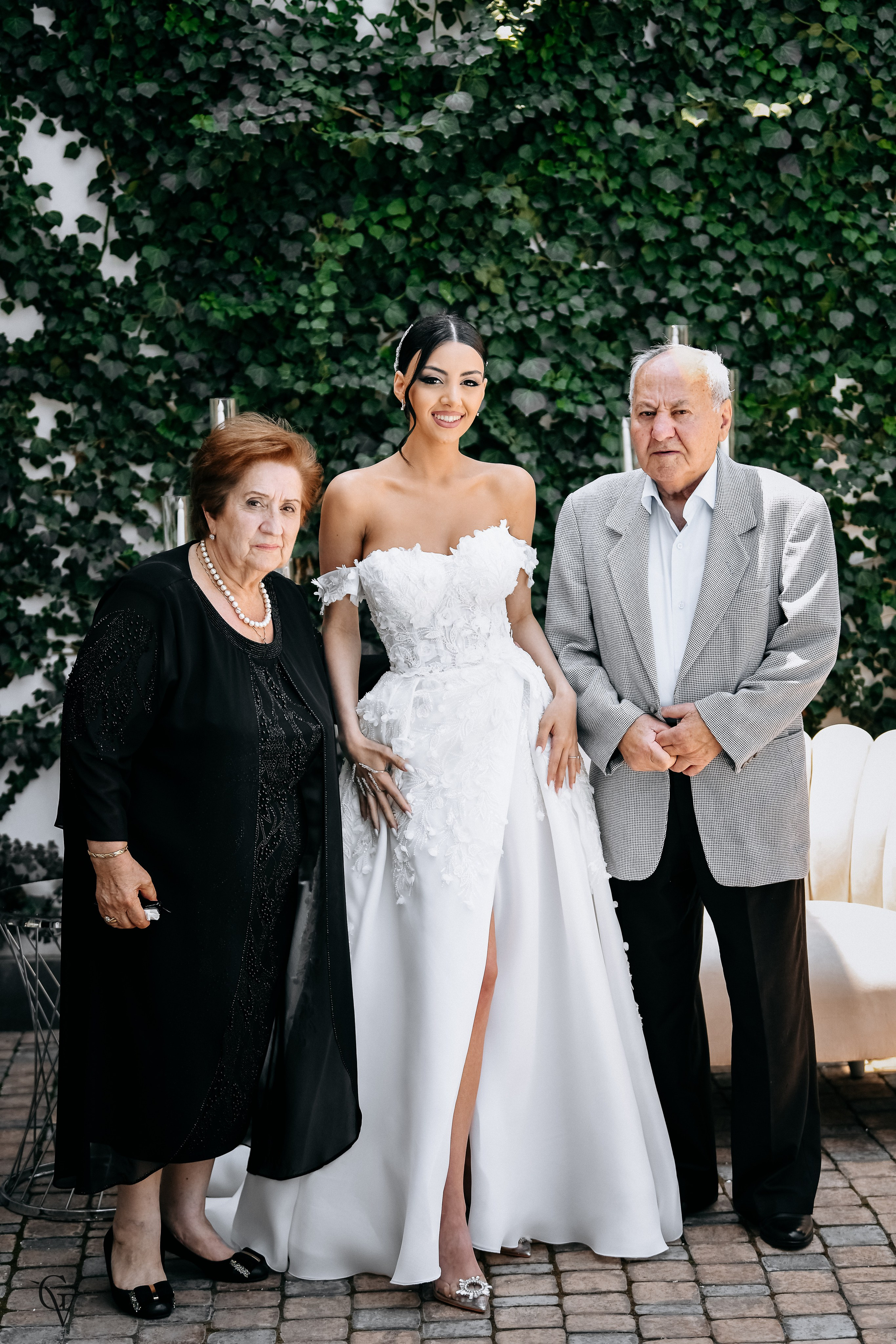 Свадебная фотосессия в Гарни. Свадебные фото и видео сьемки в Армении и во всем мире!!! Фотогаф в Ереване!!!