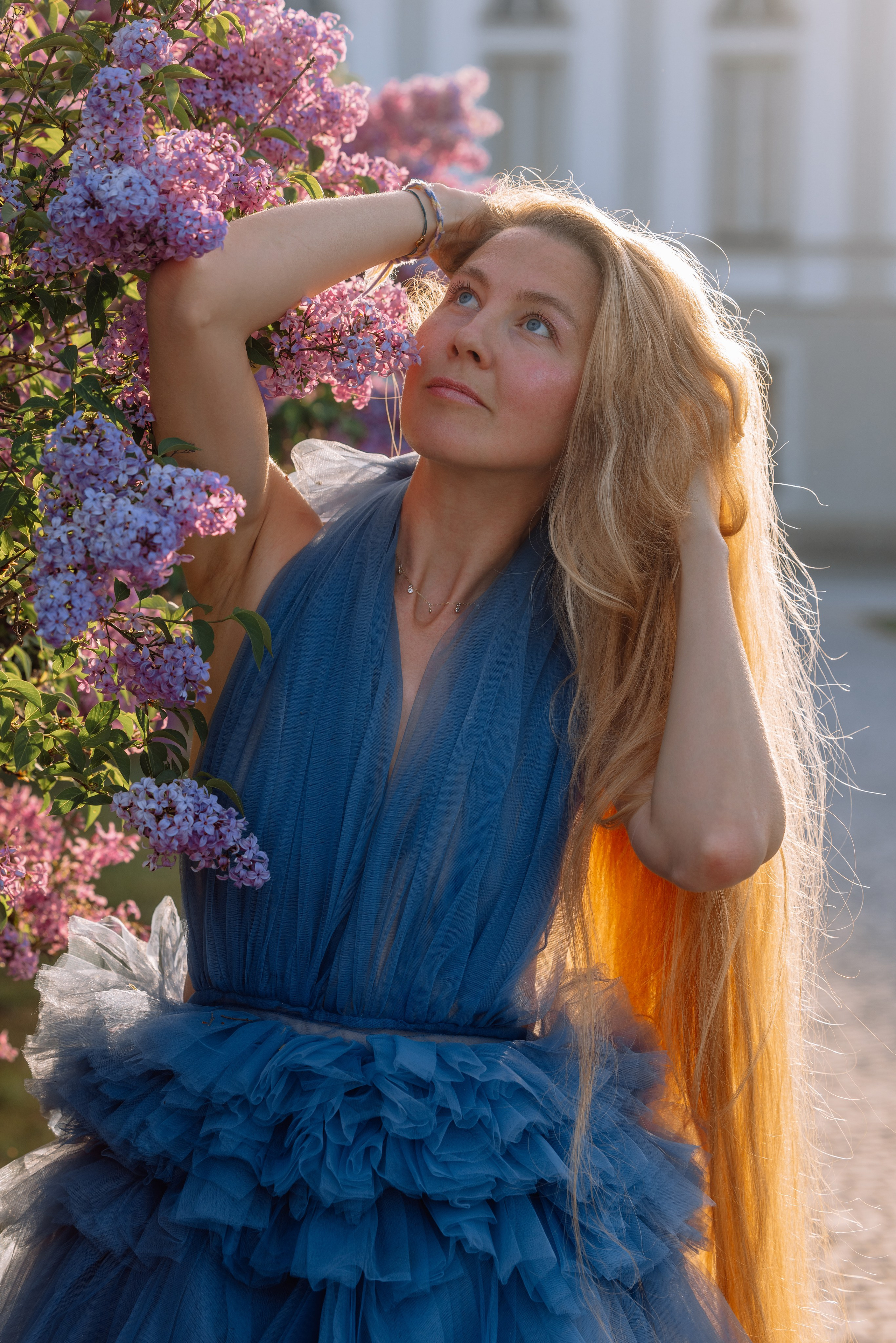 Wenn der Flieder beim Schloss Nymphenburg blüht. Hochzeitsfotograf München Taufe Familienfotograf Tanja Mauke