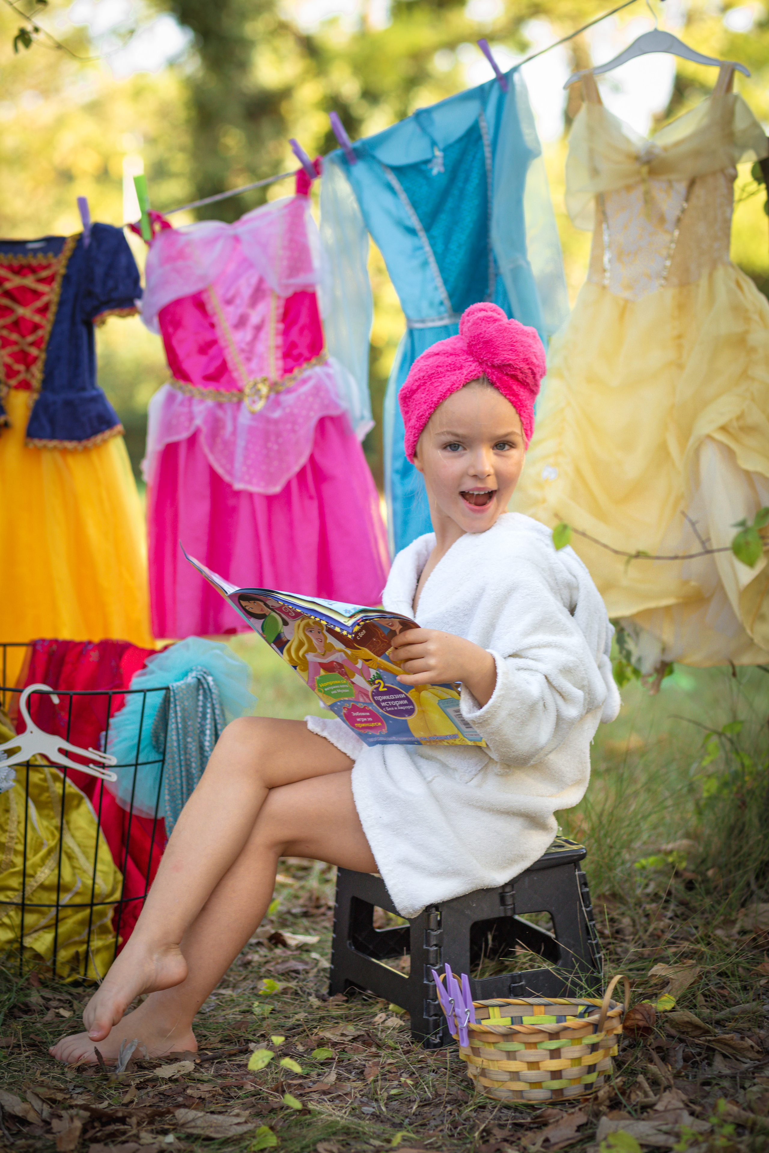 Детски тематични фотосесии. Фотограф Бургас. Фотосесии в студио и на открито, портрети, заснемане