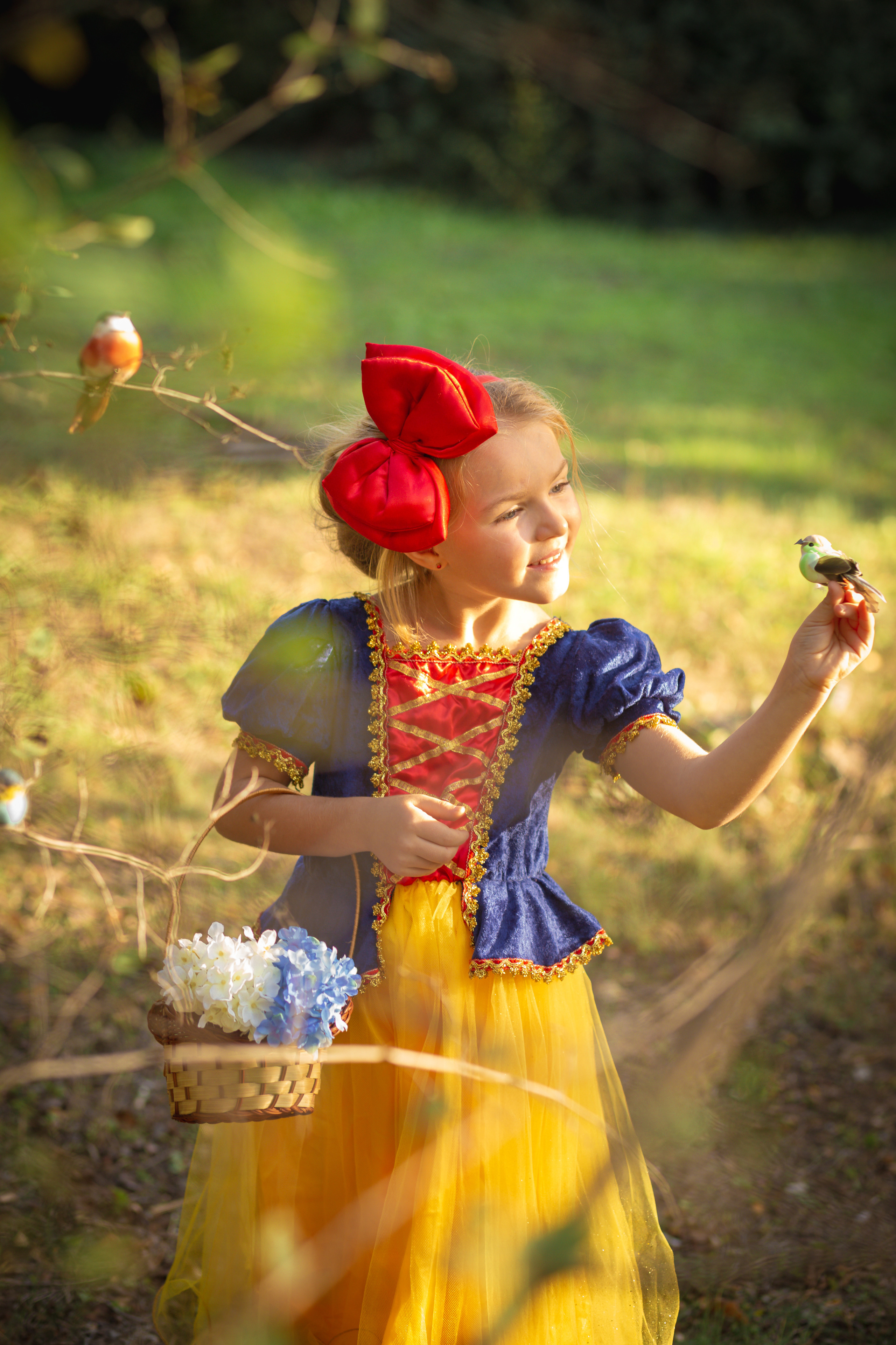 Детски тематични фотосесии. Фотограф Бургас. Фотосесии в студио и на открито, портрети, заснемане