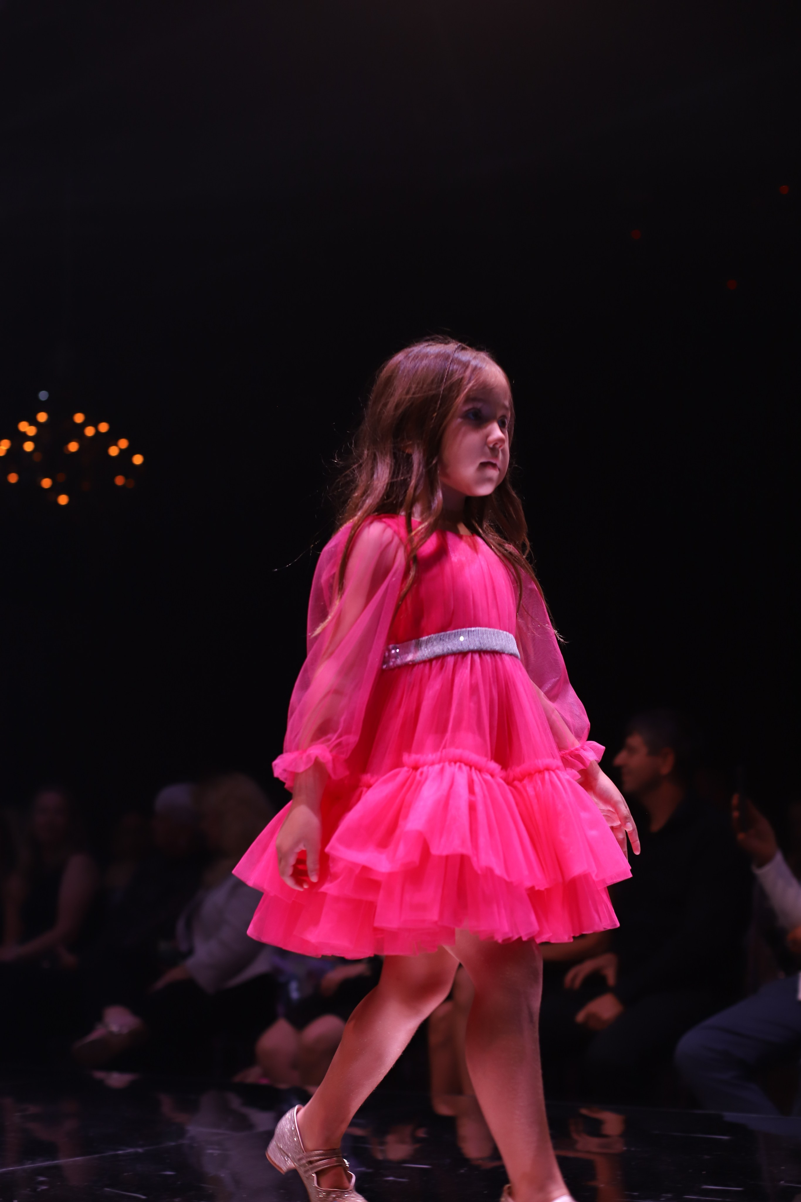 Young Fashion Show. VALERIIA VIUNOVA individual shooting\love story\event\brand