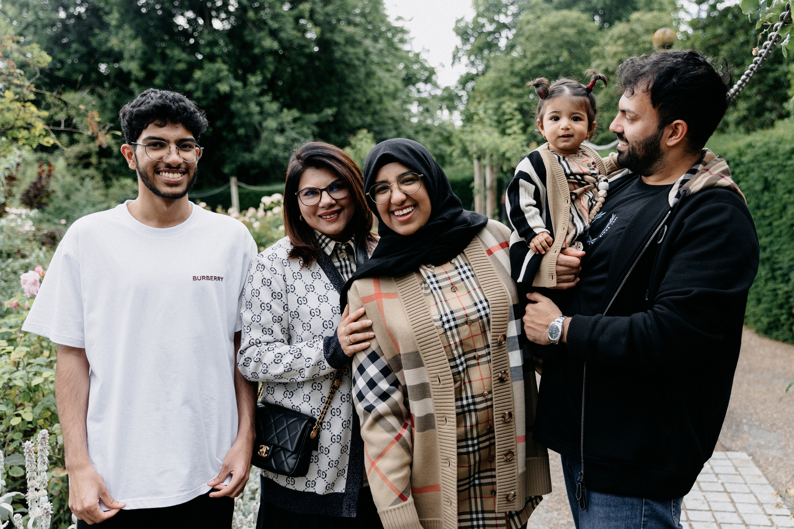 Family photoshoot in London. LondonPhotoStory — Vacation Photographer in London