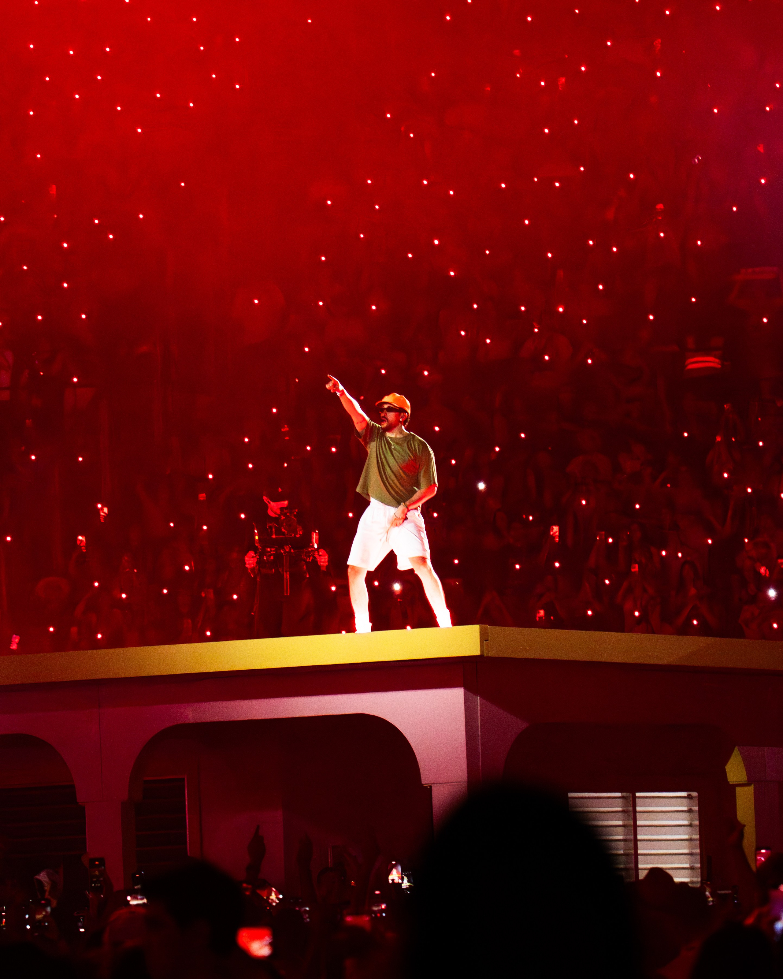 BADBUNNY DtMf. DEYA BELTRAN Maquilladora, fotógrafa y vídeos