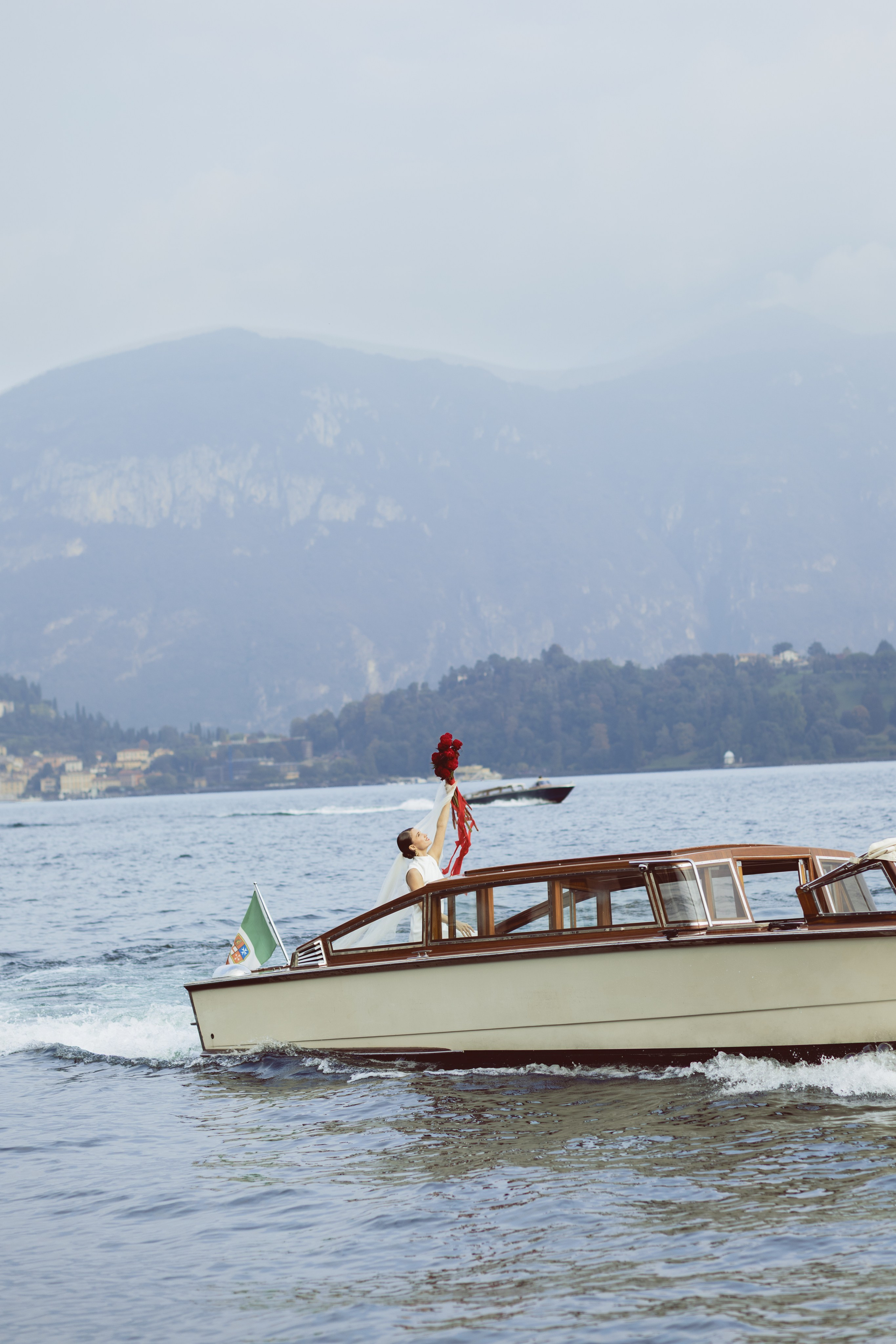 Julia — Red Wedding Editorial on Lake Como. Liza Bizzaro — Italy Wedding, Love Story & Portrait Photographer in Milan, Turin, Piedmont and Across Italy