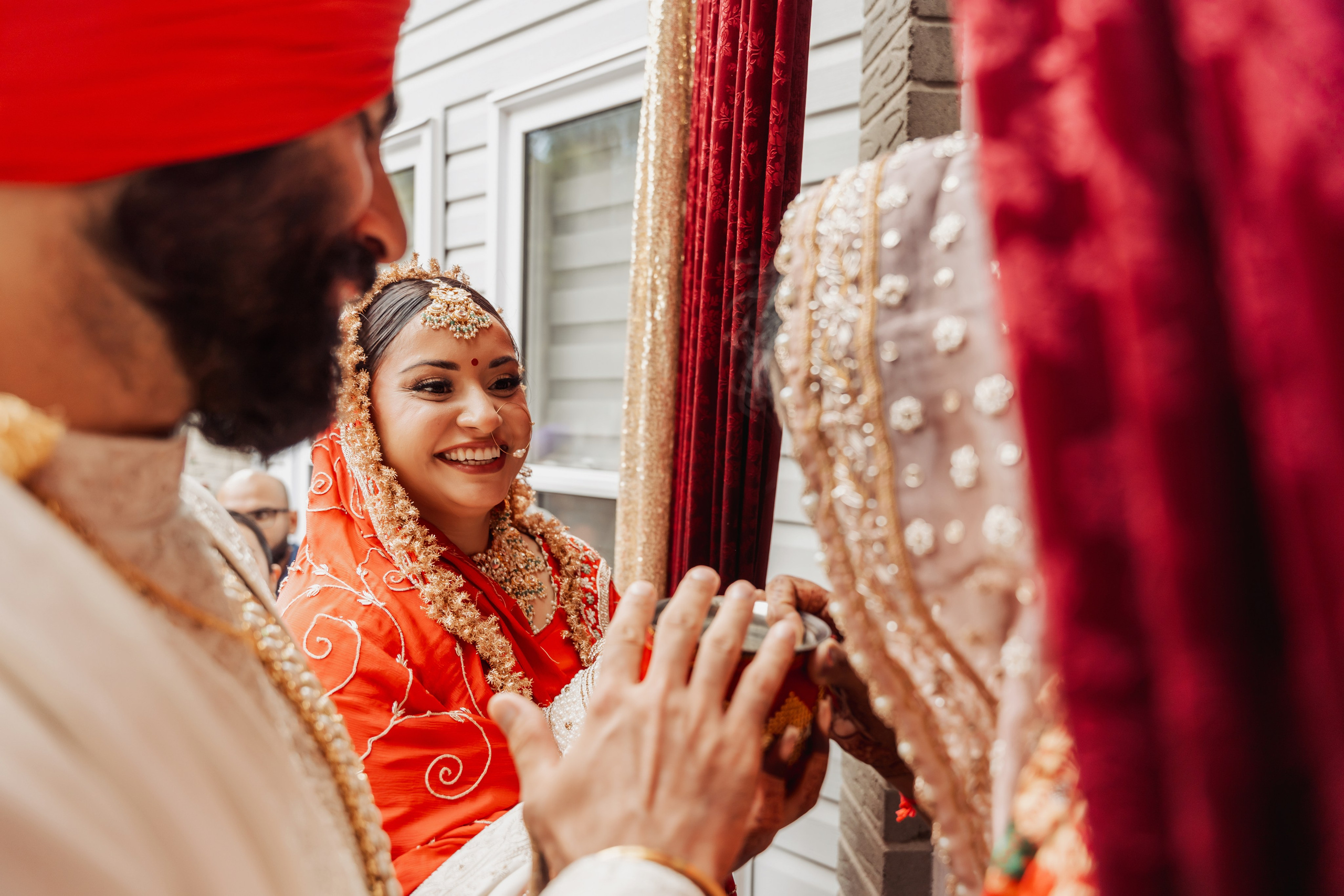 Gagan & Jasmeen. Wedding Photographer & Cinematographer studios