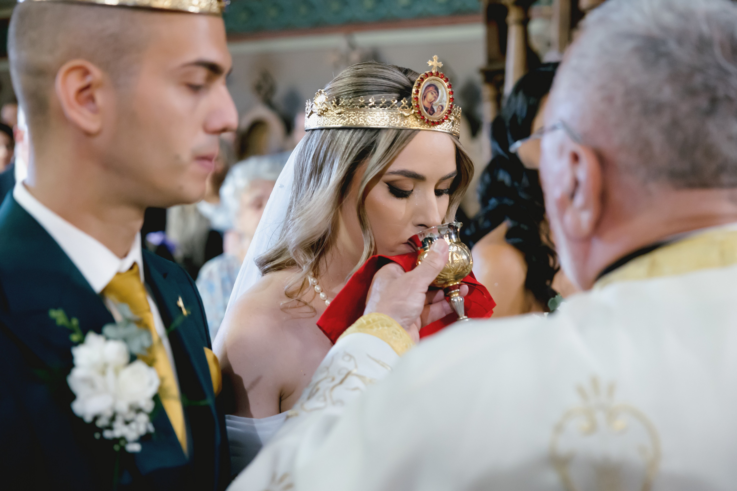Bianca & Mihnea Pitesti. MDimaFotoStudio. Fotograf de nuntă, evenimente private și de familie