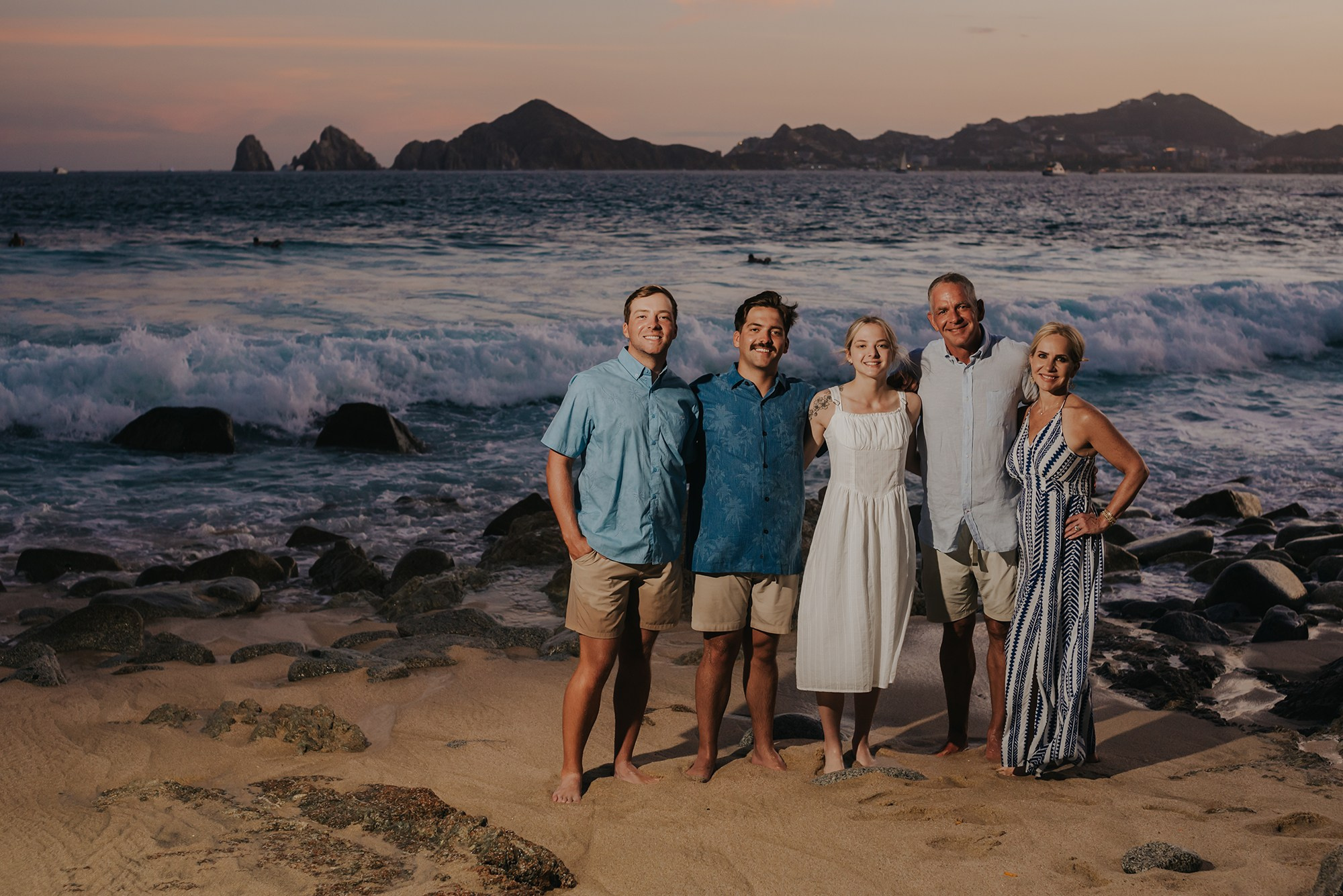 Vacation Family Photographer in Cabo. Wedding & Family Photographer in Los Cabos – Izrael Reyna Photography