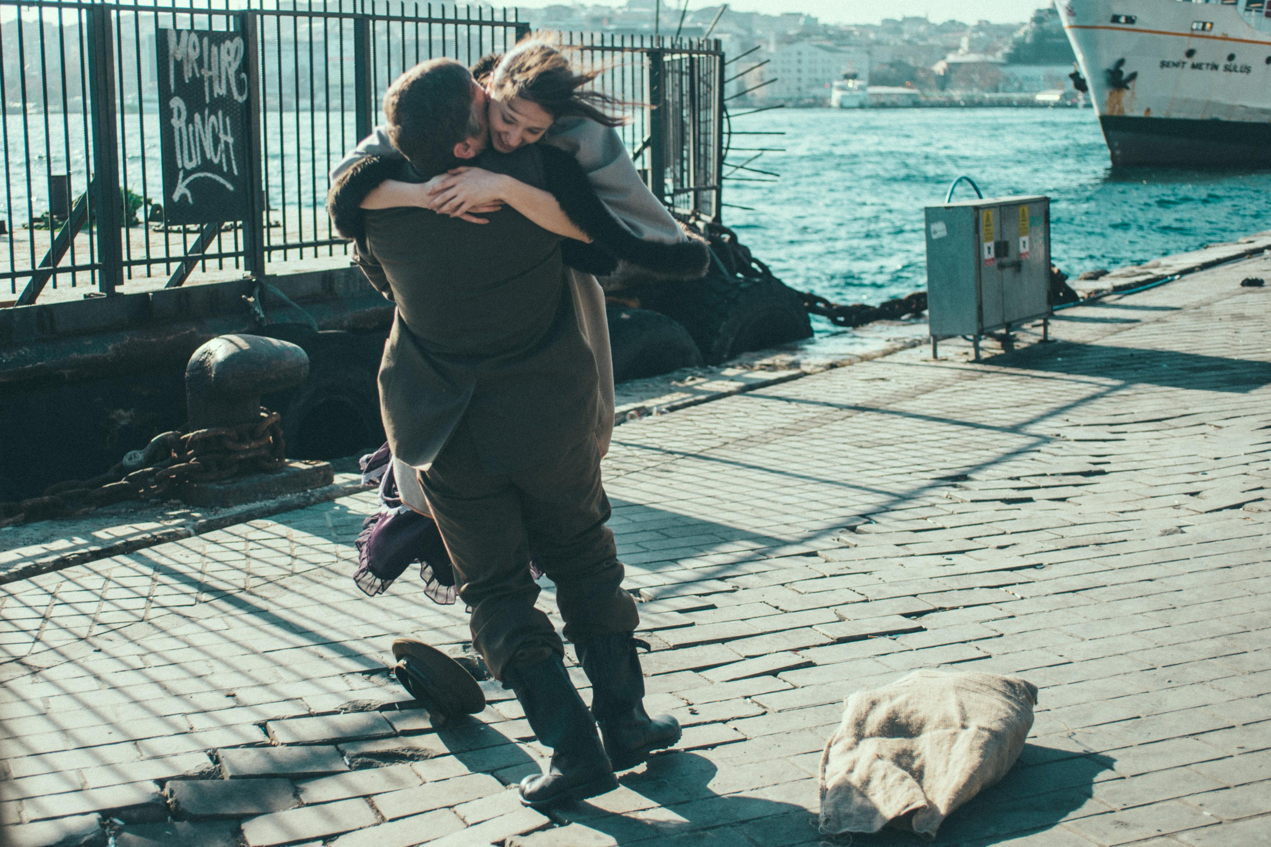 Творческий проект в Стамбуле: «Русские эмигранты. Связь времён». Лайфстайл фотограф в Стамбуле Анатолий. Фотосессии на крышах с чайками