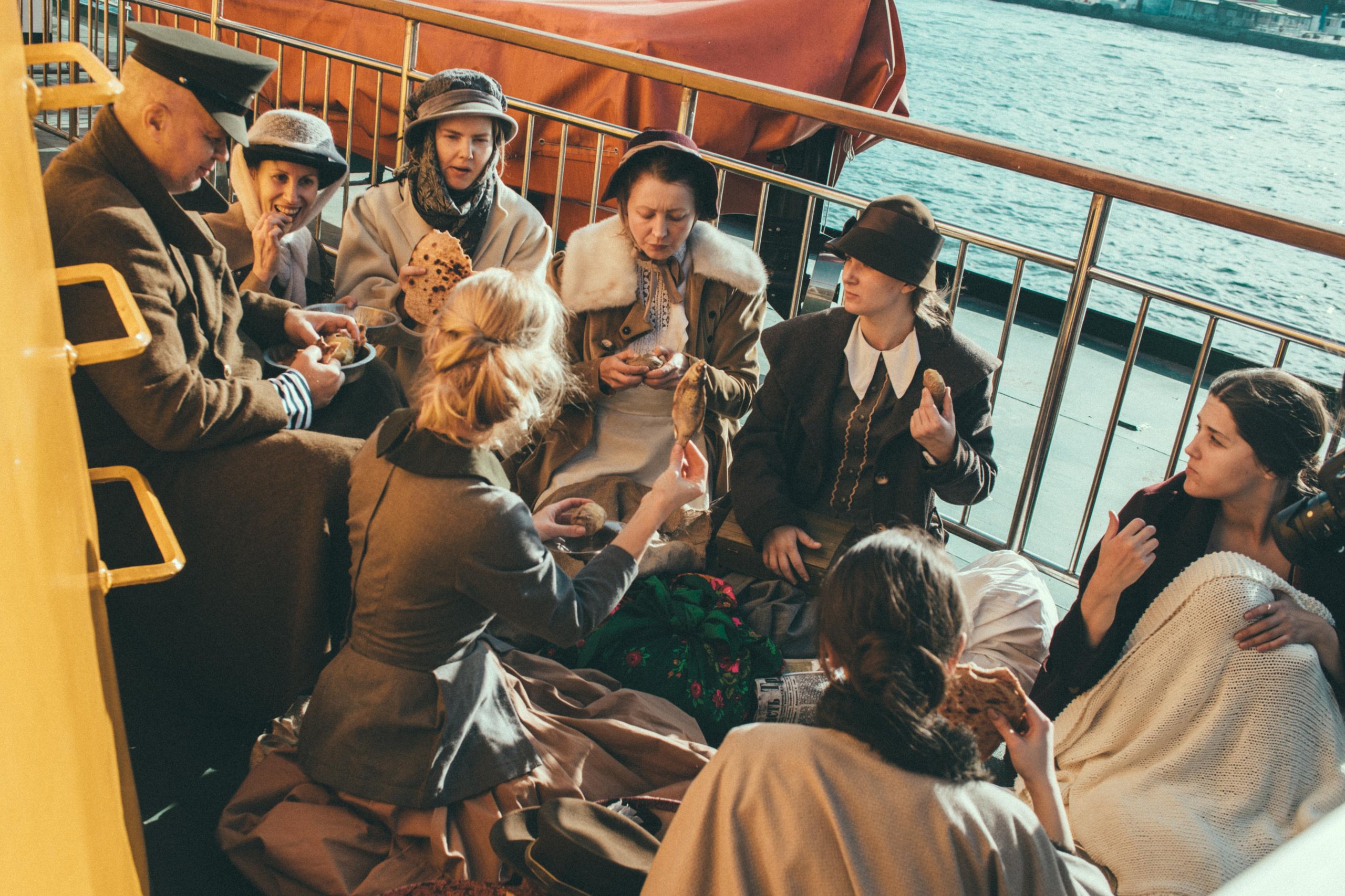 Фотосессии в Стамбуле в стиле белоэмигрантов из царской России