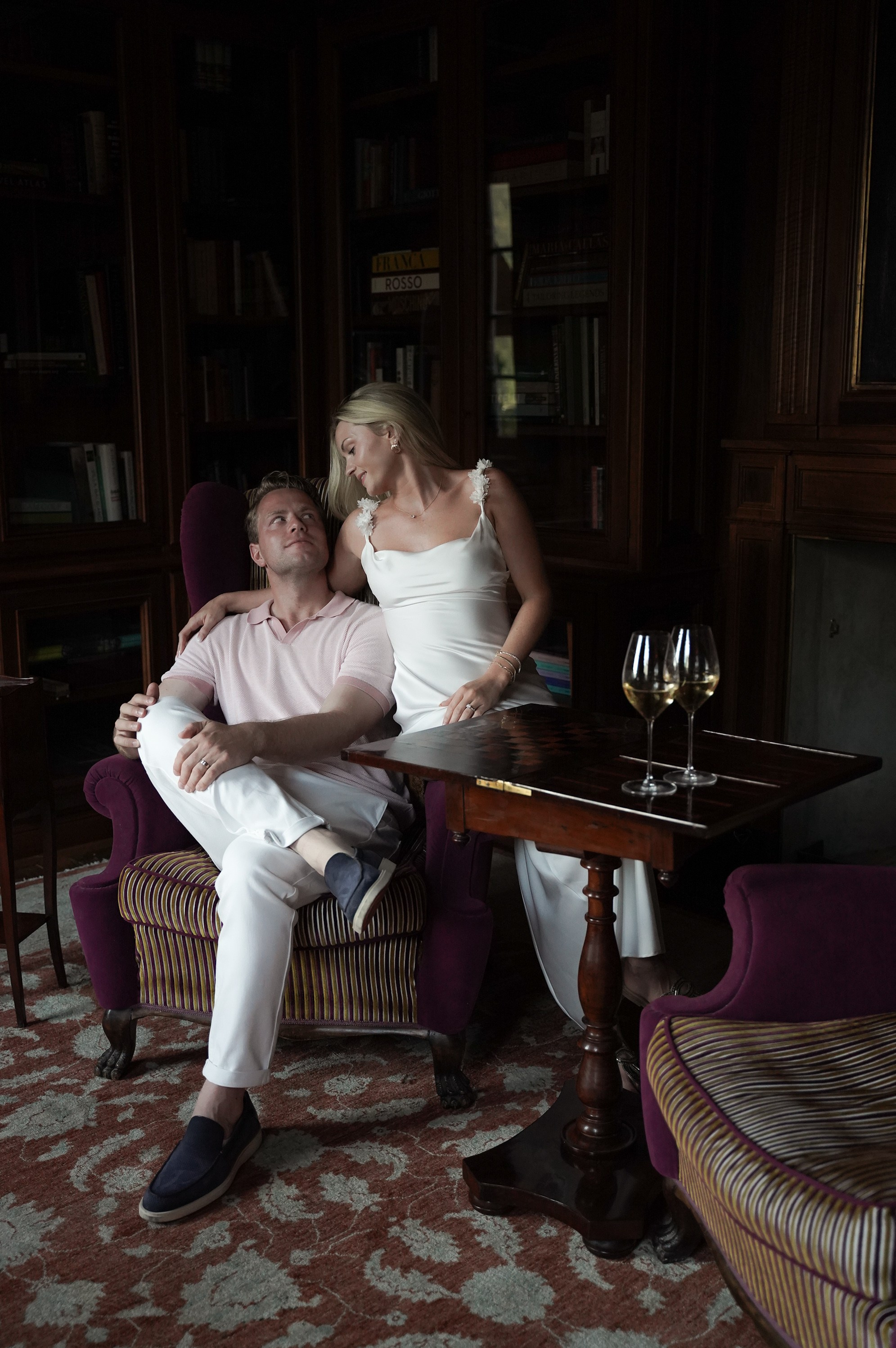 Passalaqua Honemoon Photoshoot. Proposal Photographer in Lake Como