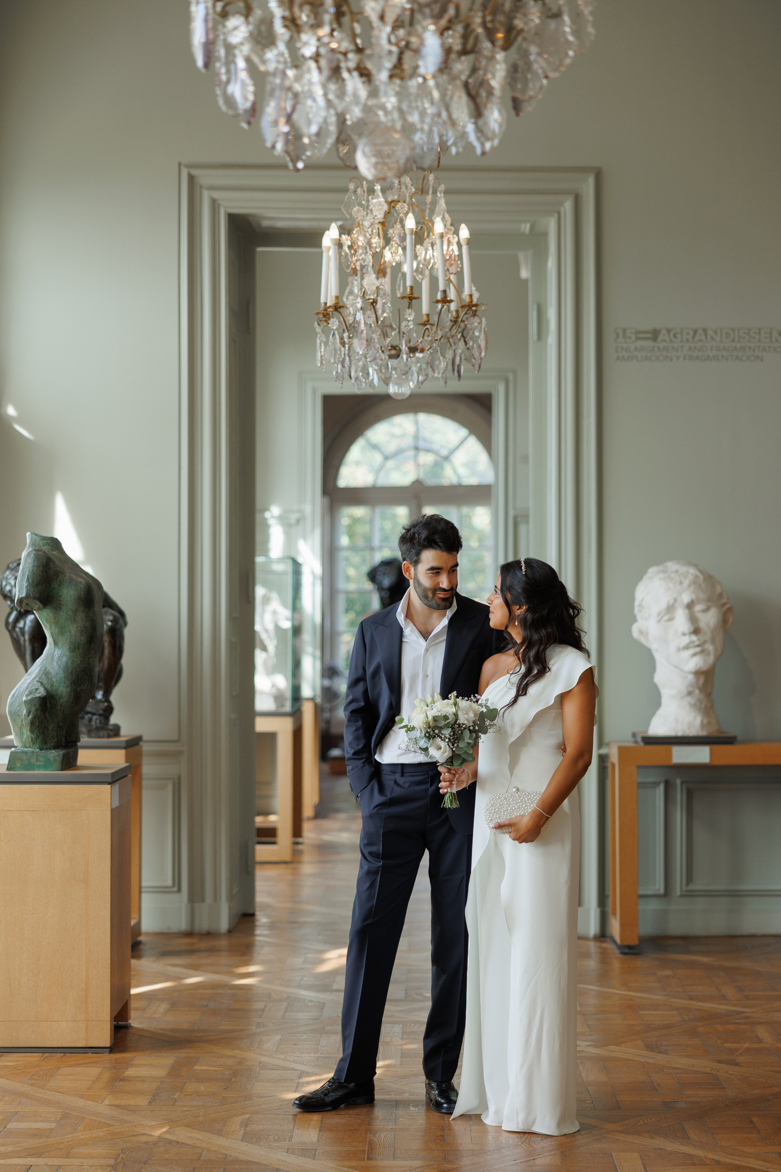 Je transforme vos moments précieux en images qui racontent votre histoire.