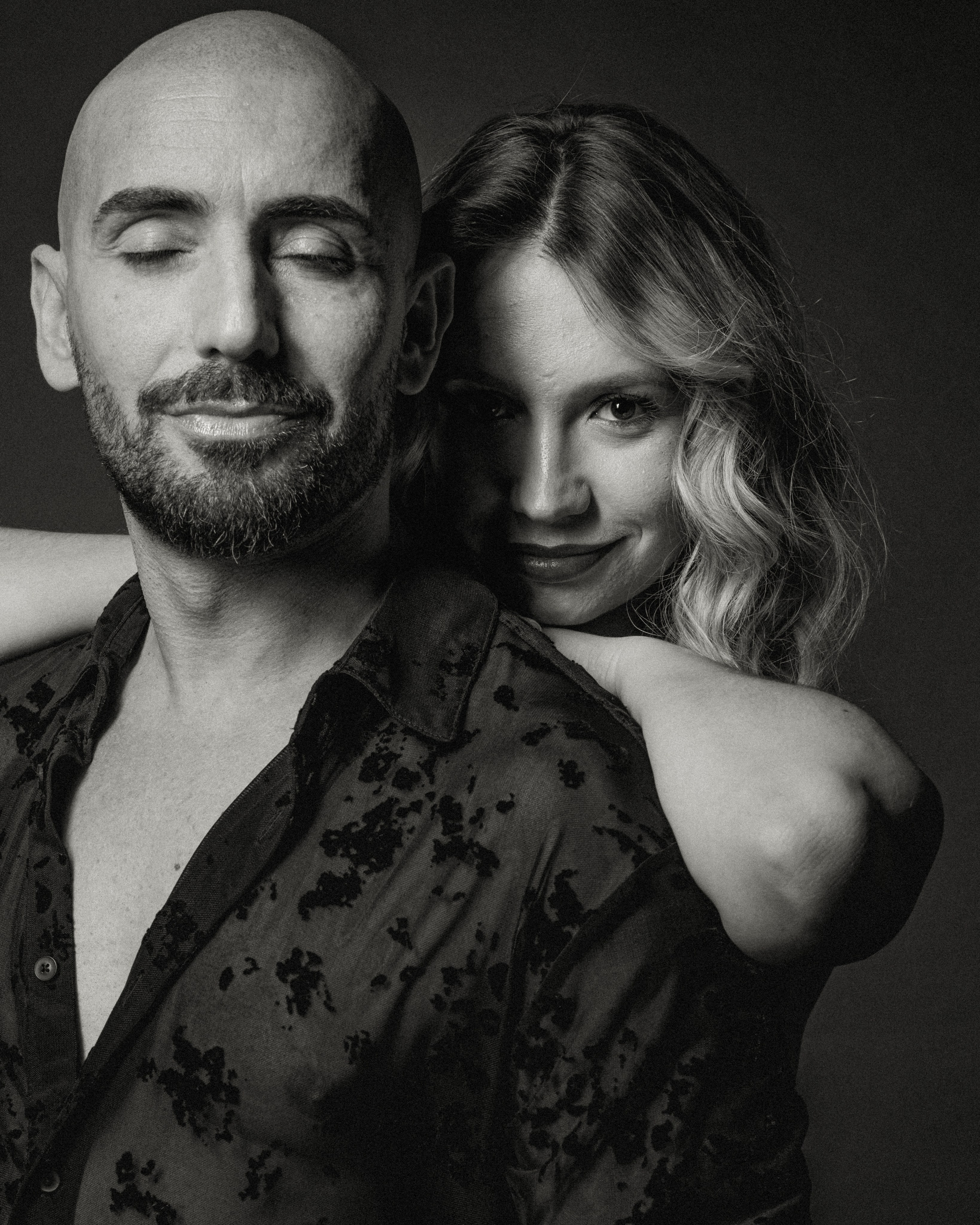 HAPPINESS. Anastasiia Antoniuk portrait, family and couple photographer, Portugal