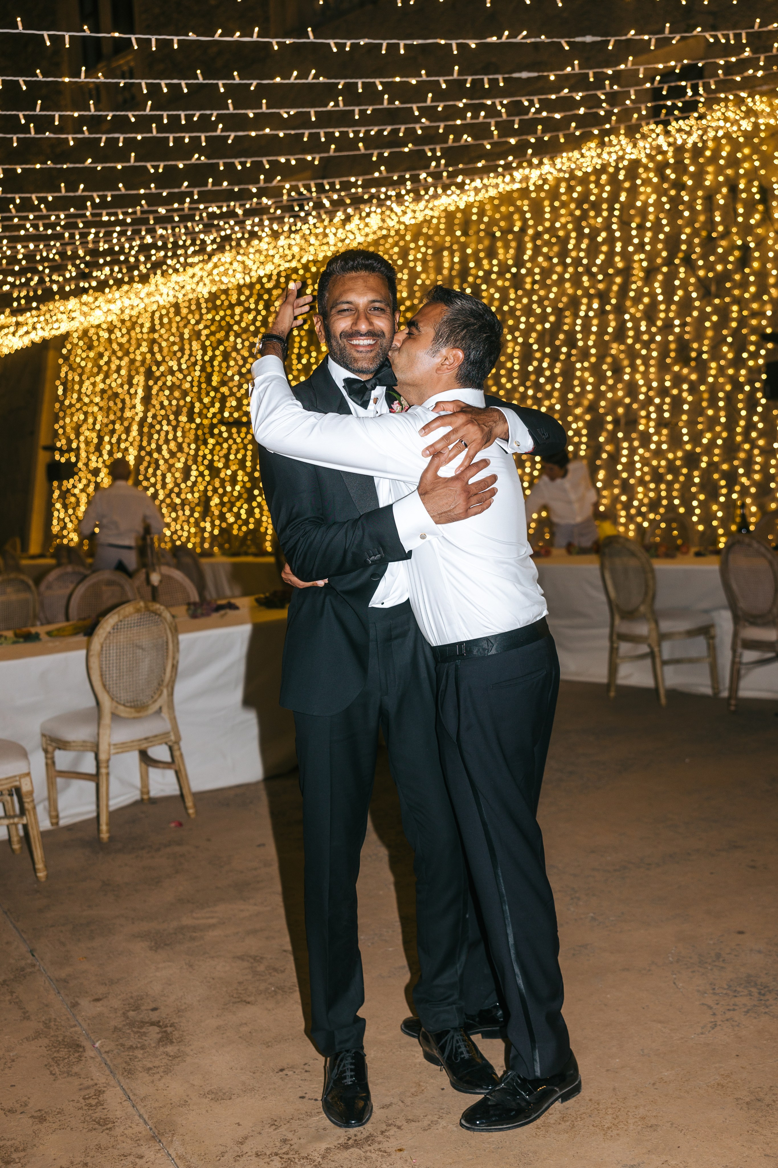 Mallorca venue Son Marroig for this LA Wedding Ceremony. Wedding Celebrant in Mallorca Iban Collin