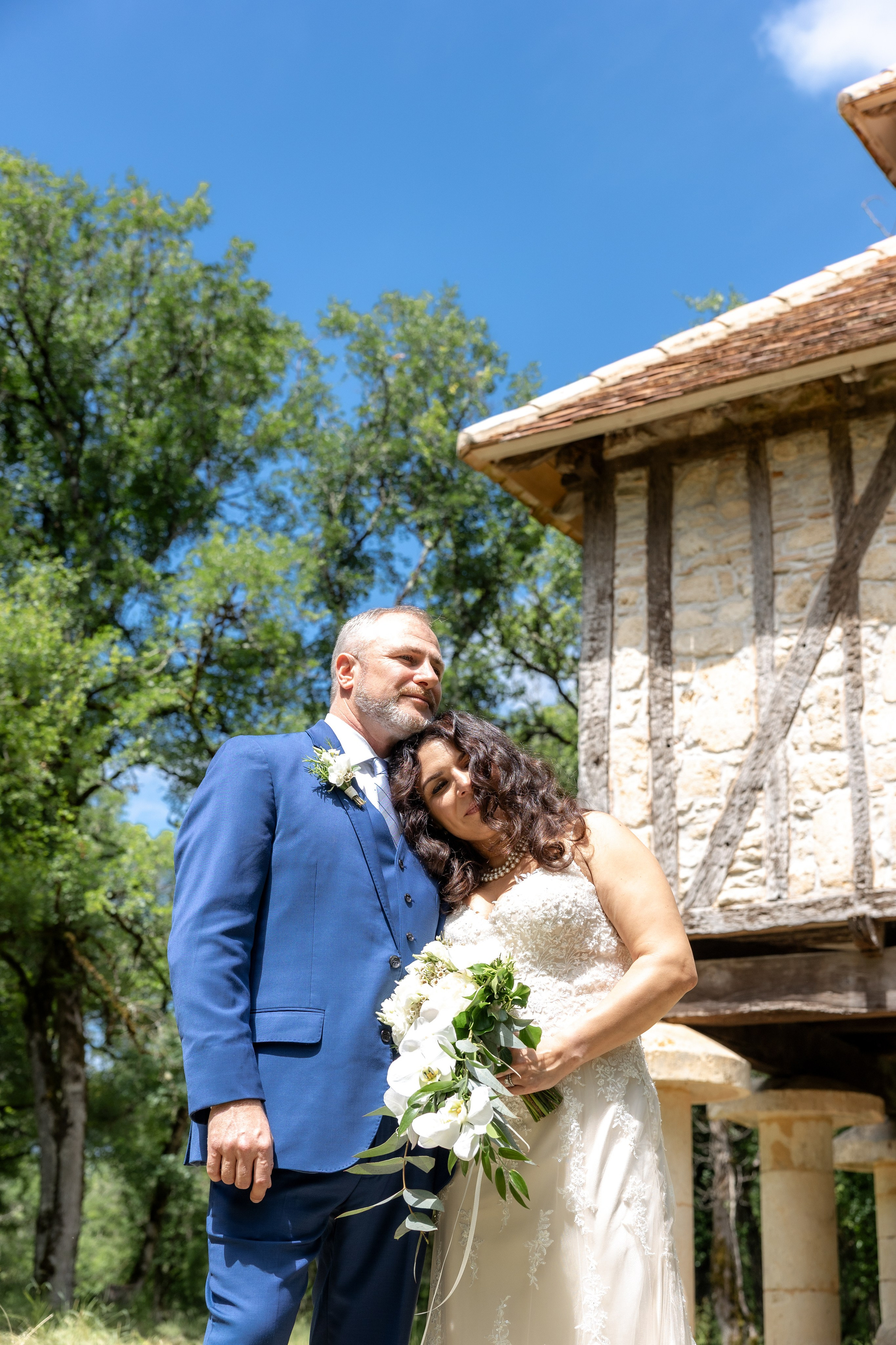 Elopement near Saint-Cirq-Lapopie. Crystal&Robert. Евгения Смирнова — Ваш фотограф в Тулузе и на юго-западе Франции