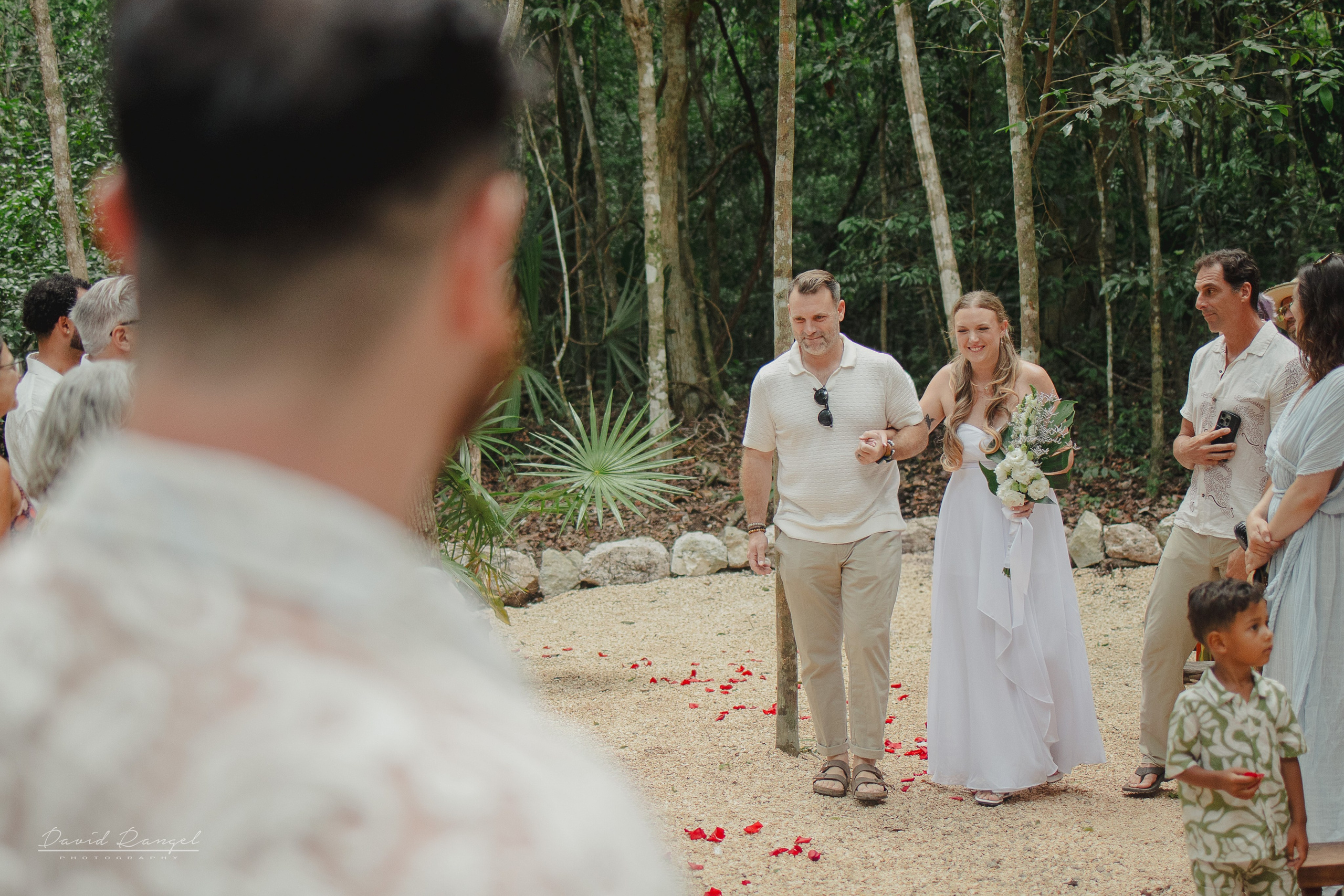 Destination Wedding in Tulum, Mexico. Destination wedding photographer based in Cancun and Riviera Maya with service worldwide