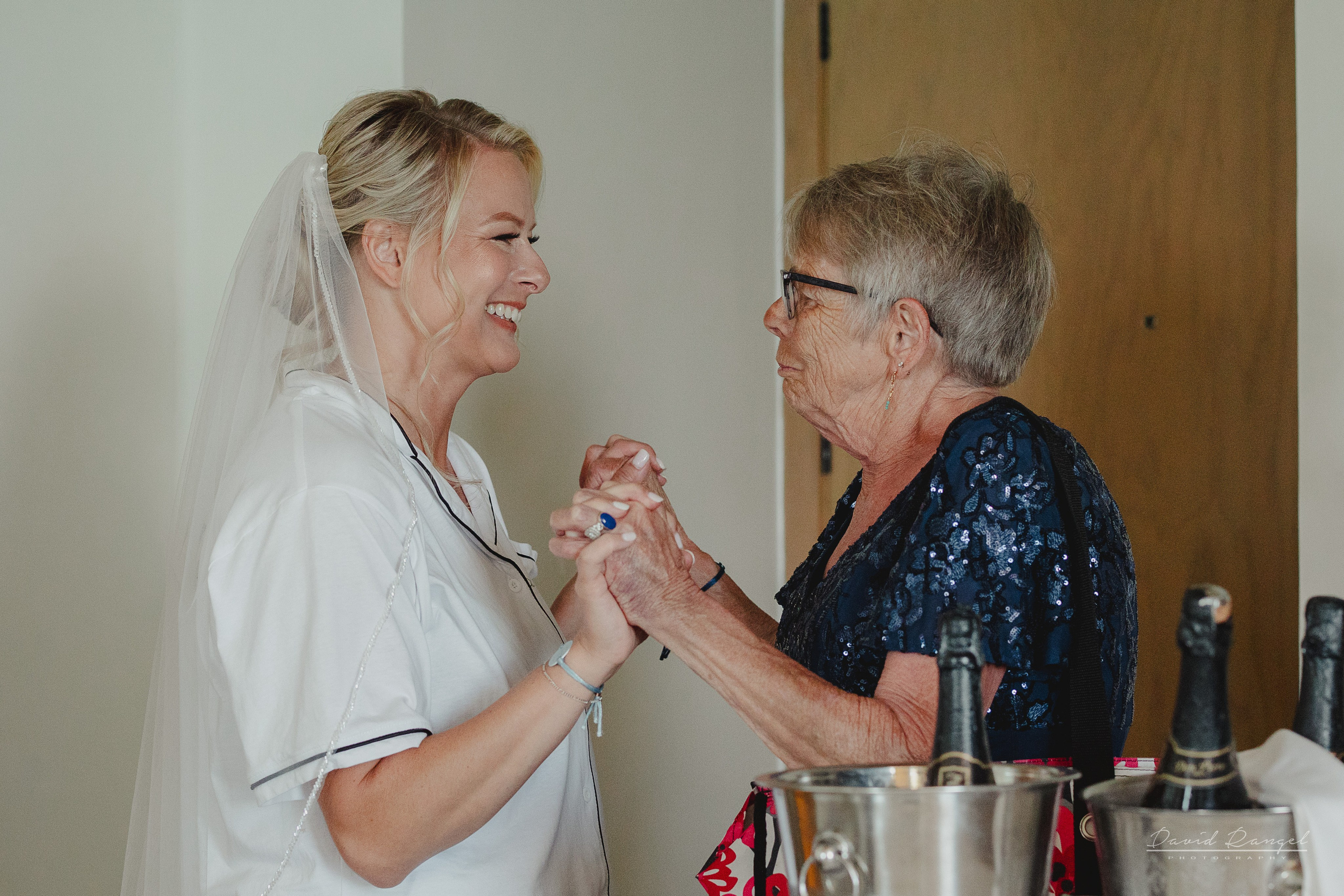 Destination Wedding at Royalton Splash Riviera Cancun. Destination wedding photographer based in Cancun and Riviera Maya with service worldwide