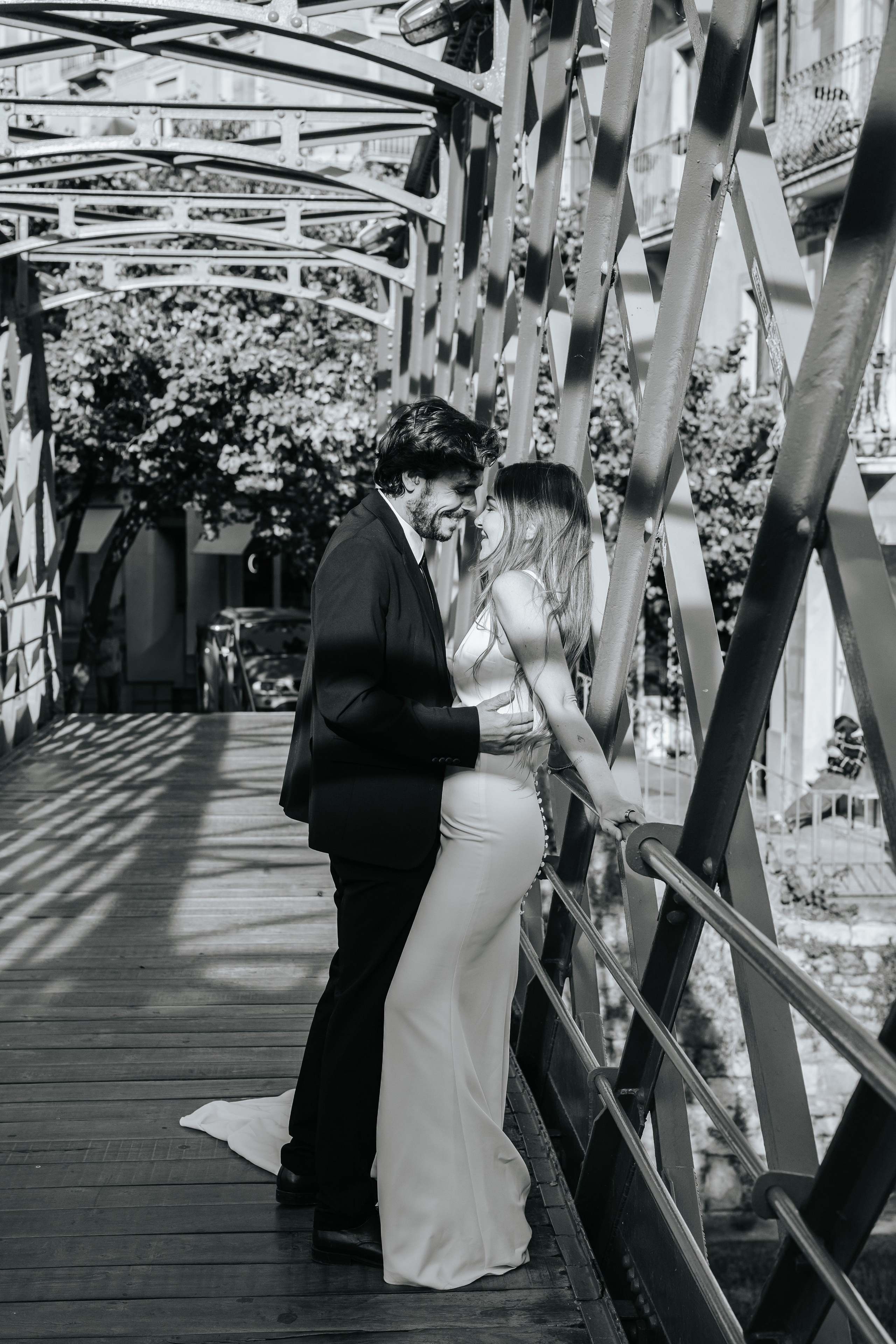 Barbara+Carlos, Girona, Love story. Wedding photographer in Catalonia