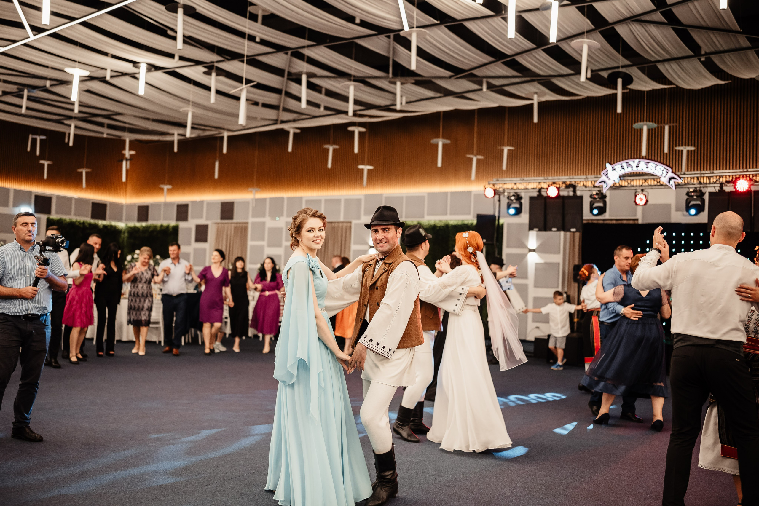 Roxana & Teodor. Fotograf de Nunta Focsani