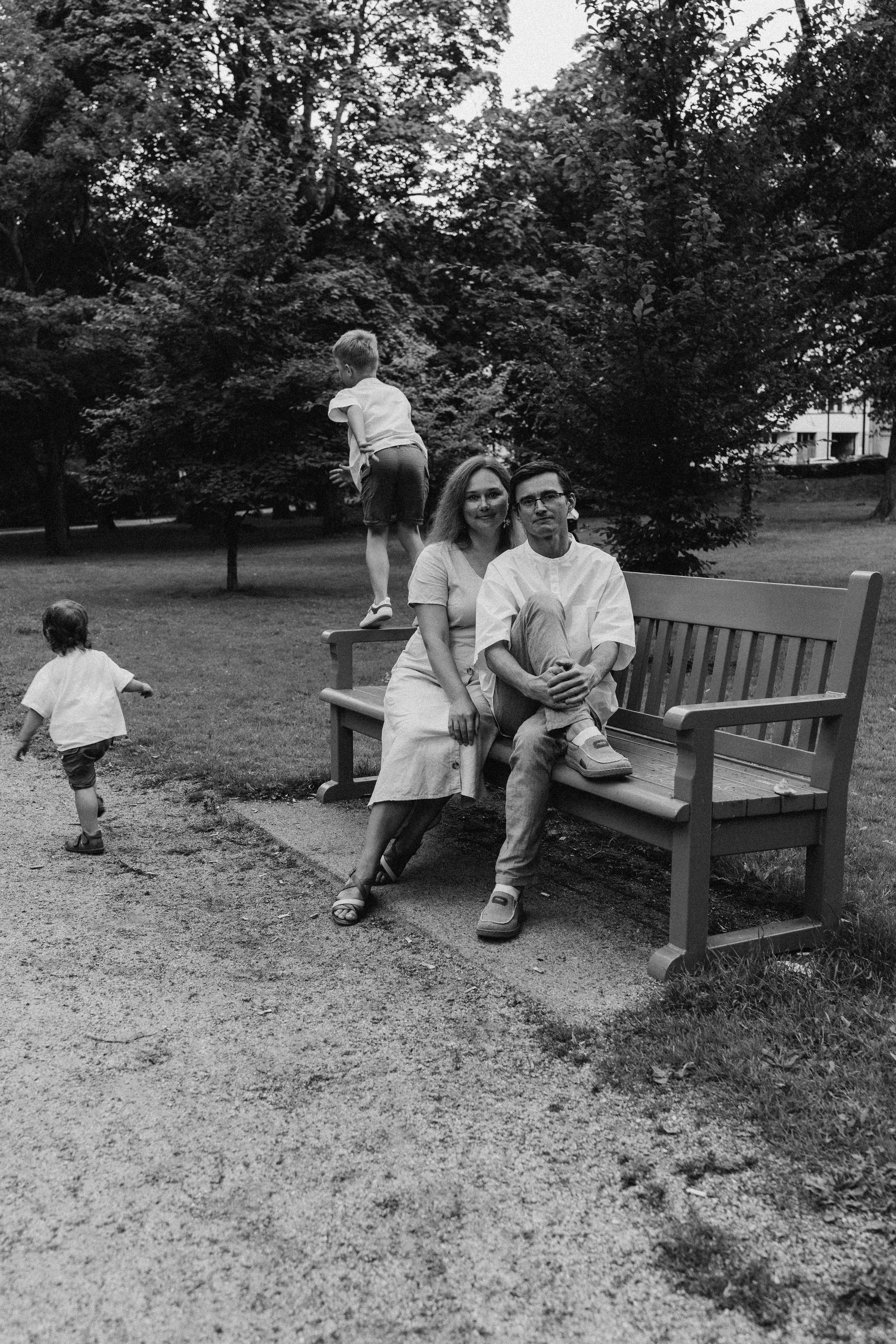 Kaivopuisto. Wedding and potrait photographer in Helsinki Vickan O