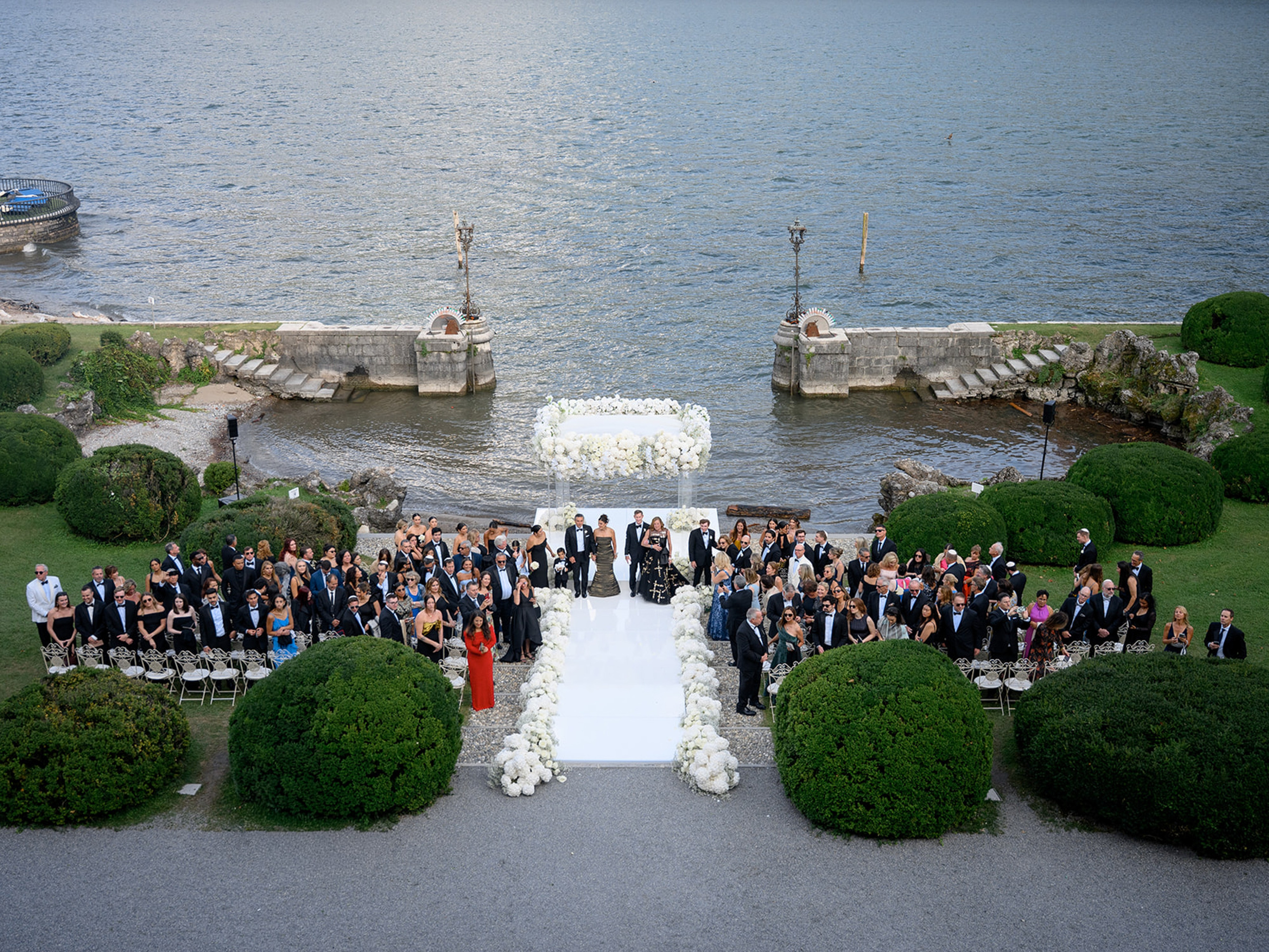 SYDNEY & REED. Bakasphoto wedding and lifestyle photography Latvia and Worldwide