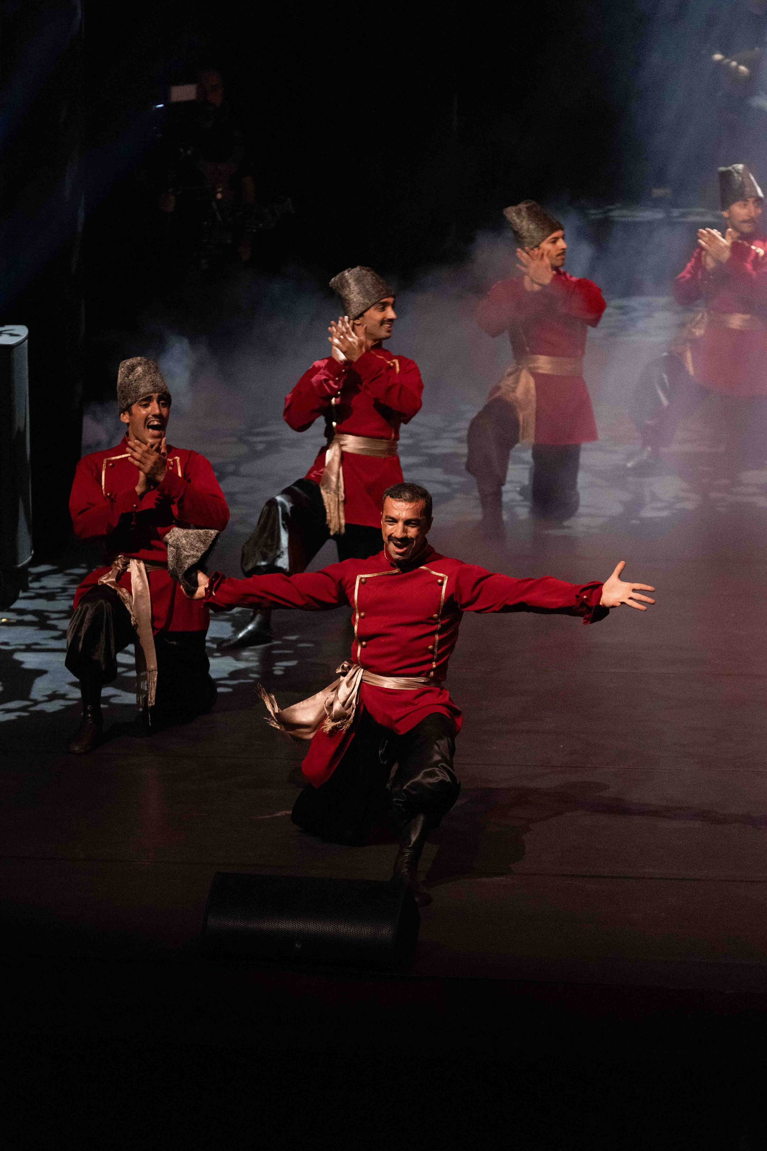 STATE DANCE ENSEMBLE. Wedding&Event photographer Ismail Rzayev in Baku