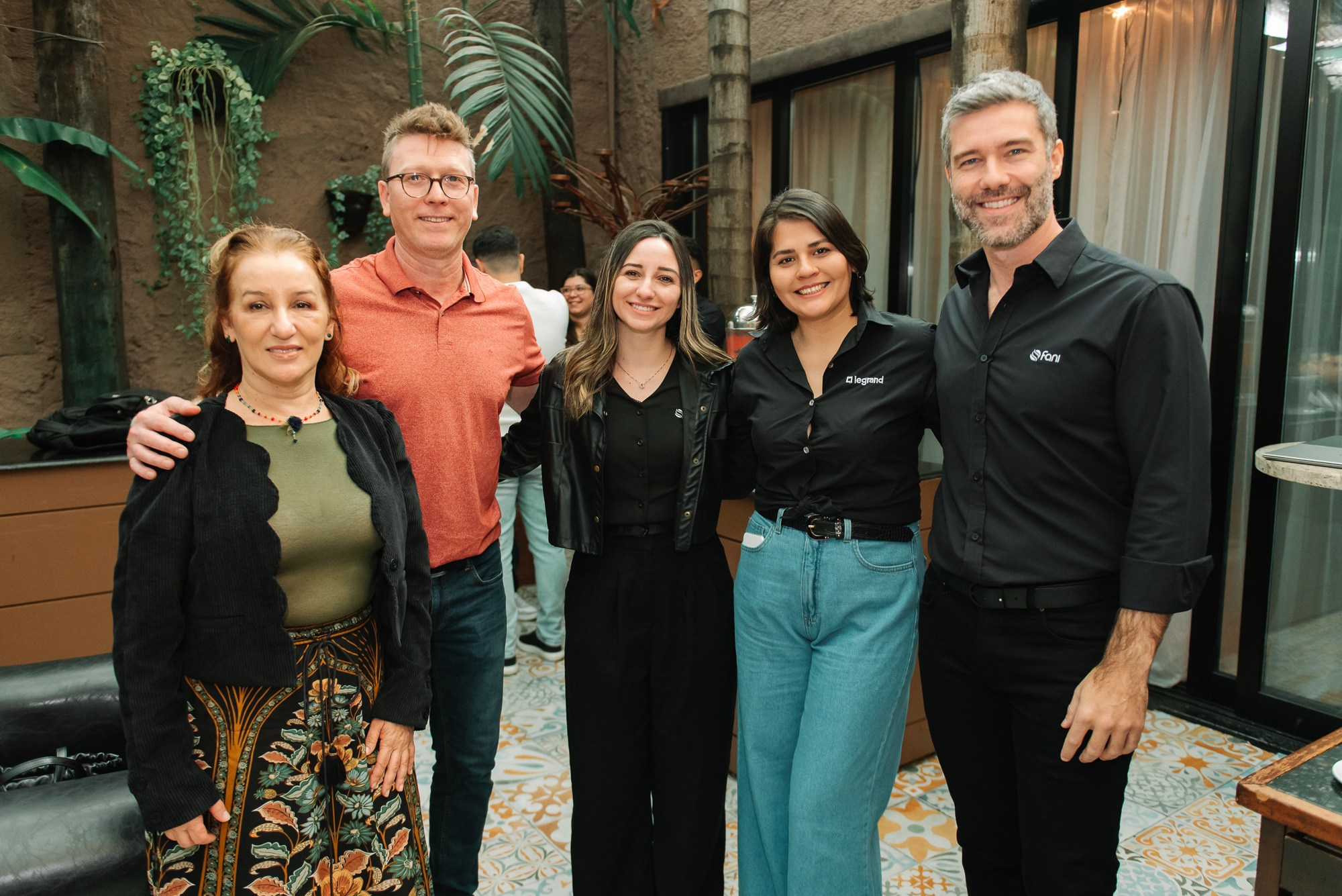 Café + Conteúdo | Casa Pinezi. 78 Imagens